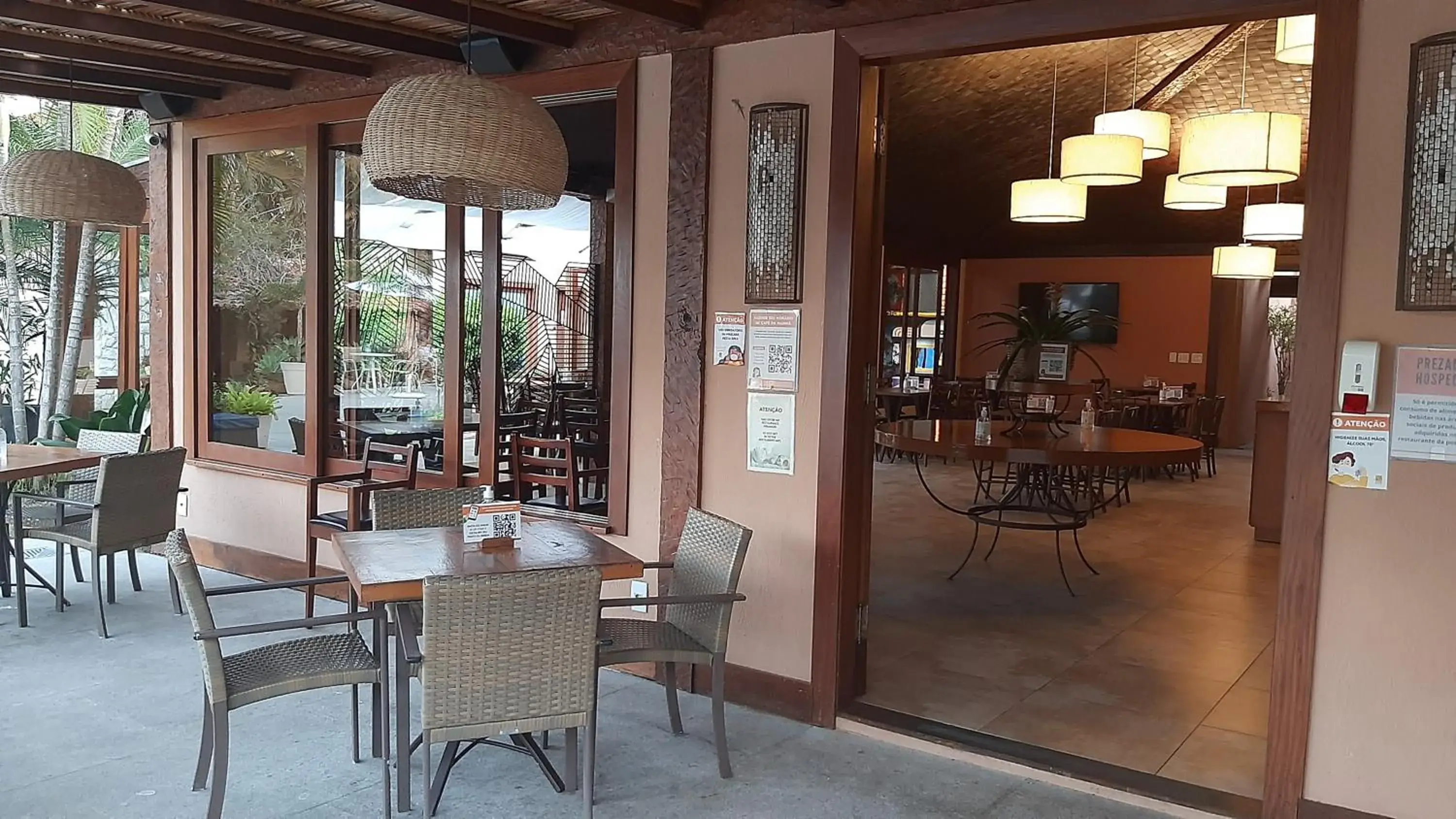 Restaurant/places to eat in Corais e Conchas Restaurant/places to eat in Corais e Conchas