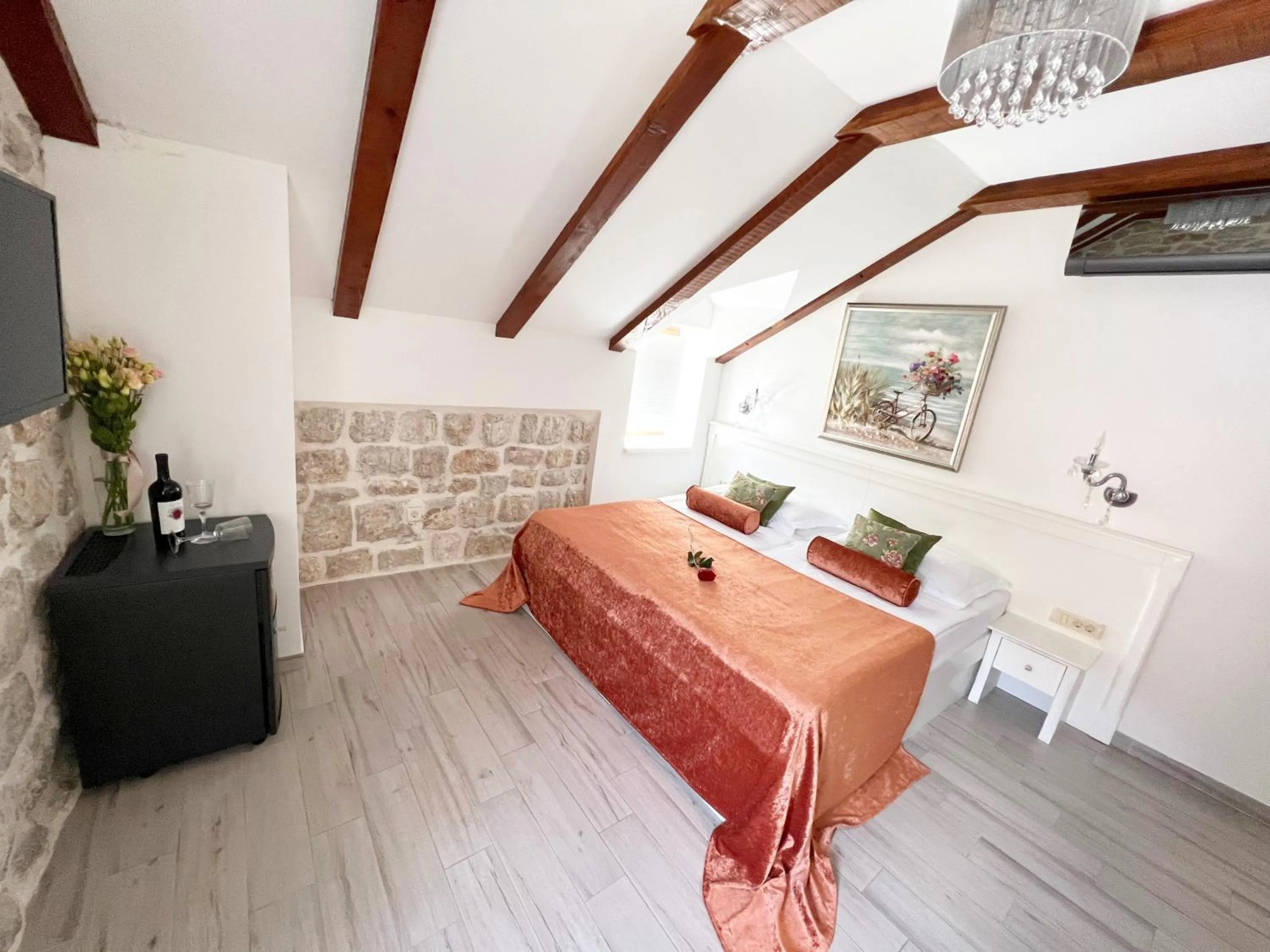 Comfort Double or Twin Room with City View in Bed&Breakfast Sorgo Palace
