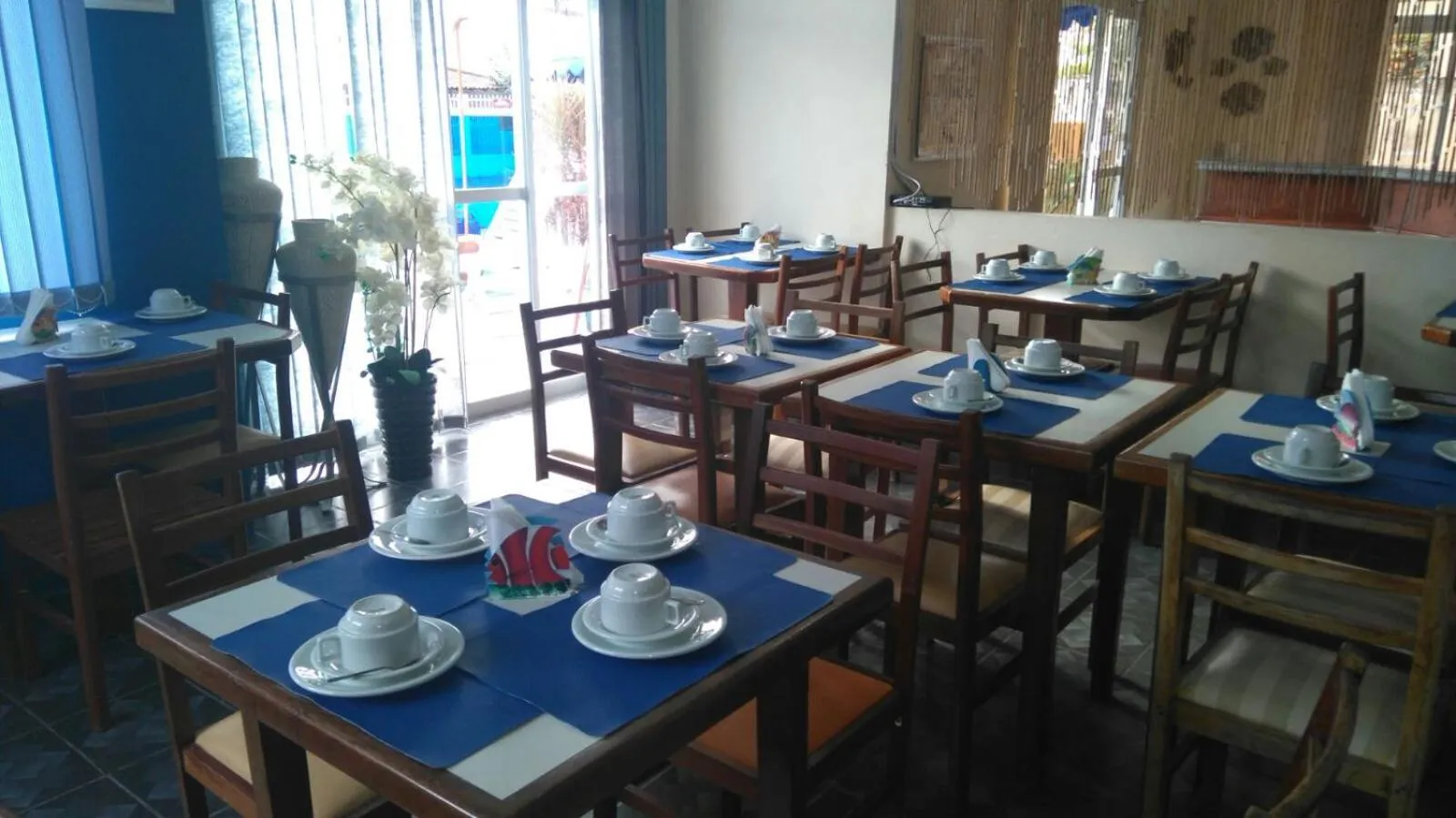 Restaurant/places to eat in Residencial Praia Mar