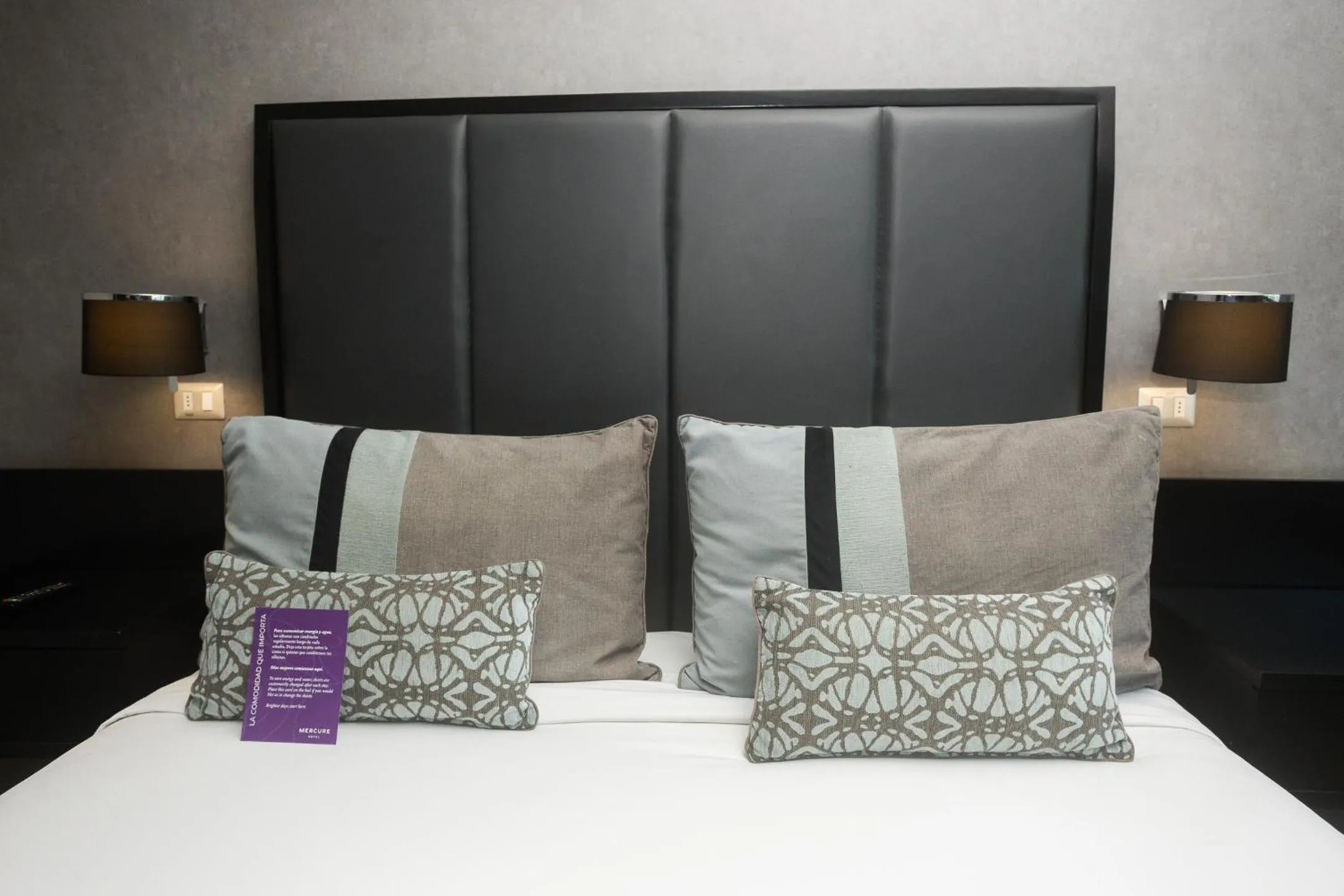 Bed in Mercure Santiago Centro