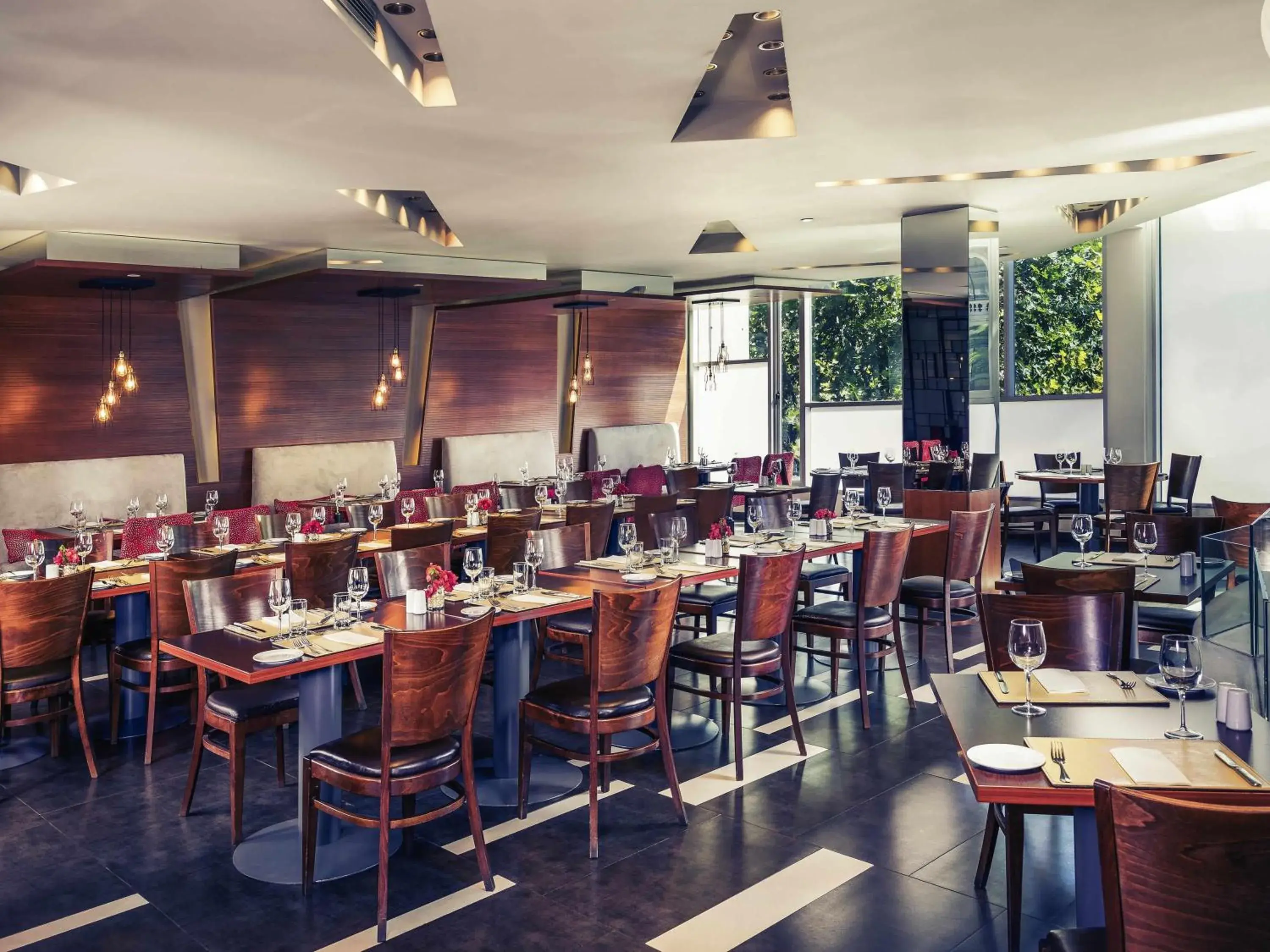 Restaurant/places to eat in Mercure Santiago Centro Restaurant/places to eat in Mercure Santiago Centro