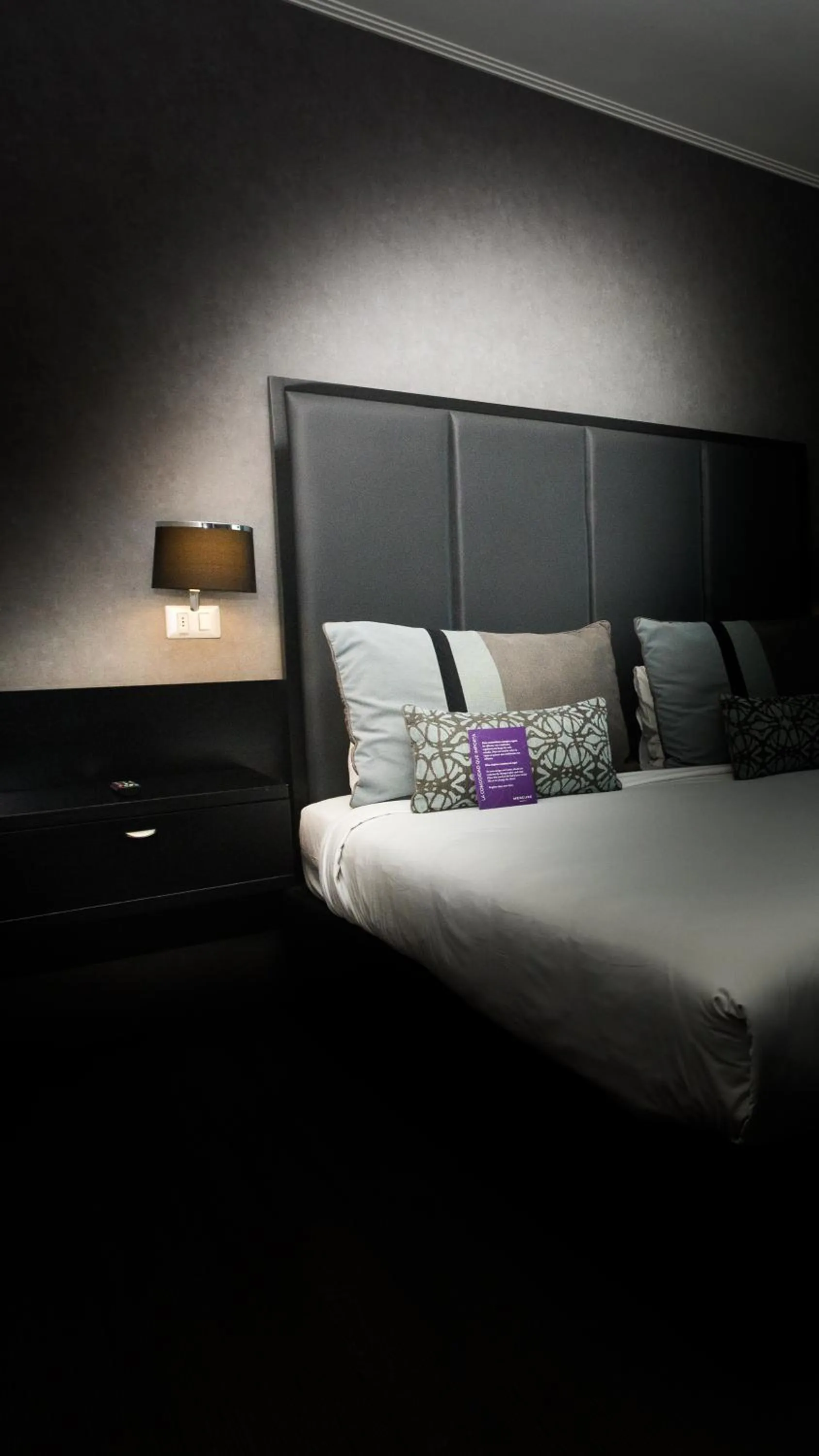 Bedroom, Bed in Mercure Santiago Centro