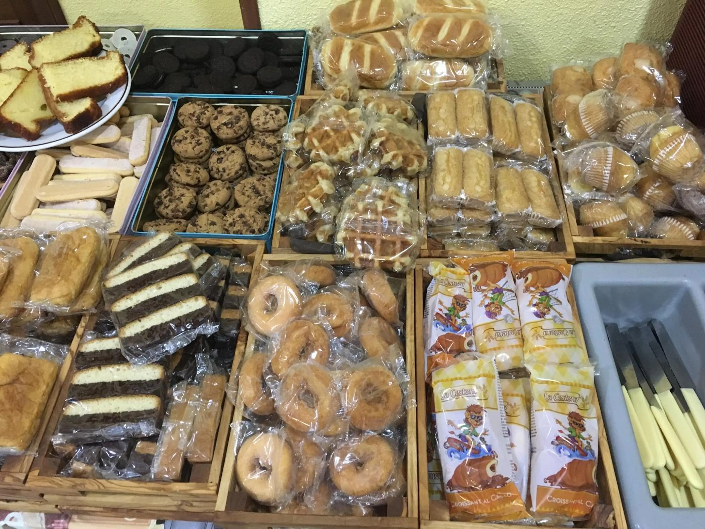 Breakfast in Hotel Don Juan