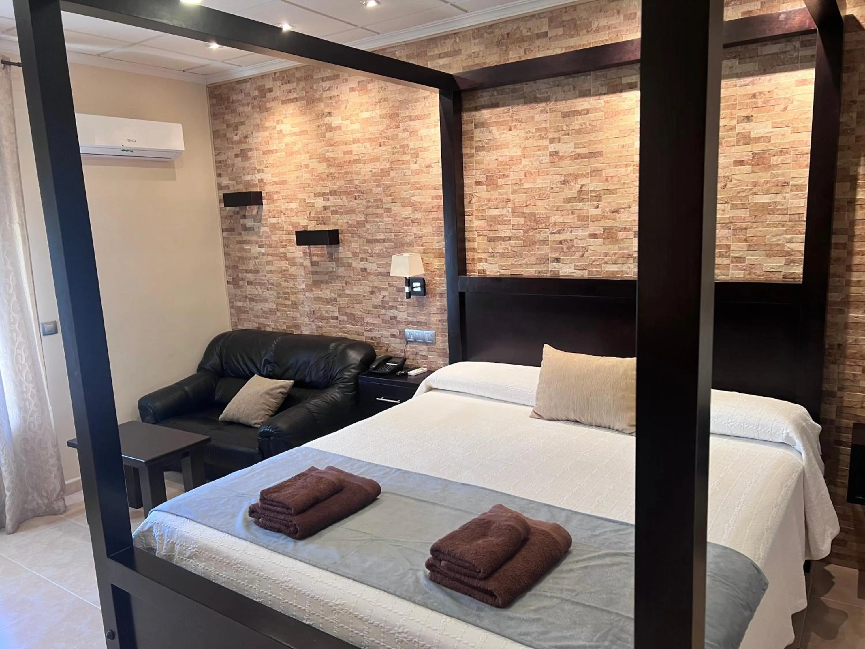 Bed in Hotel Don Juan