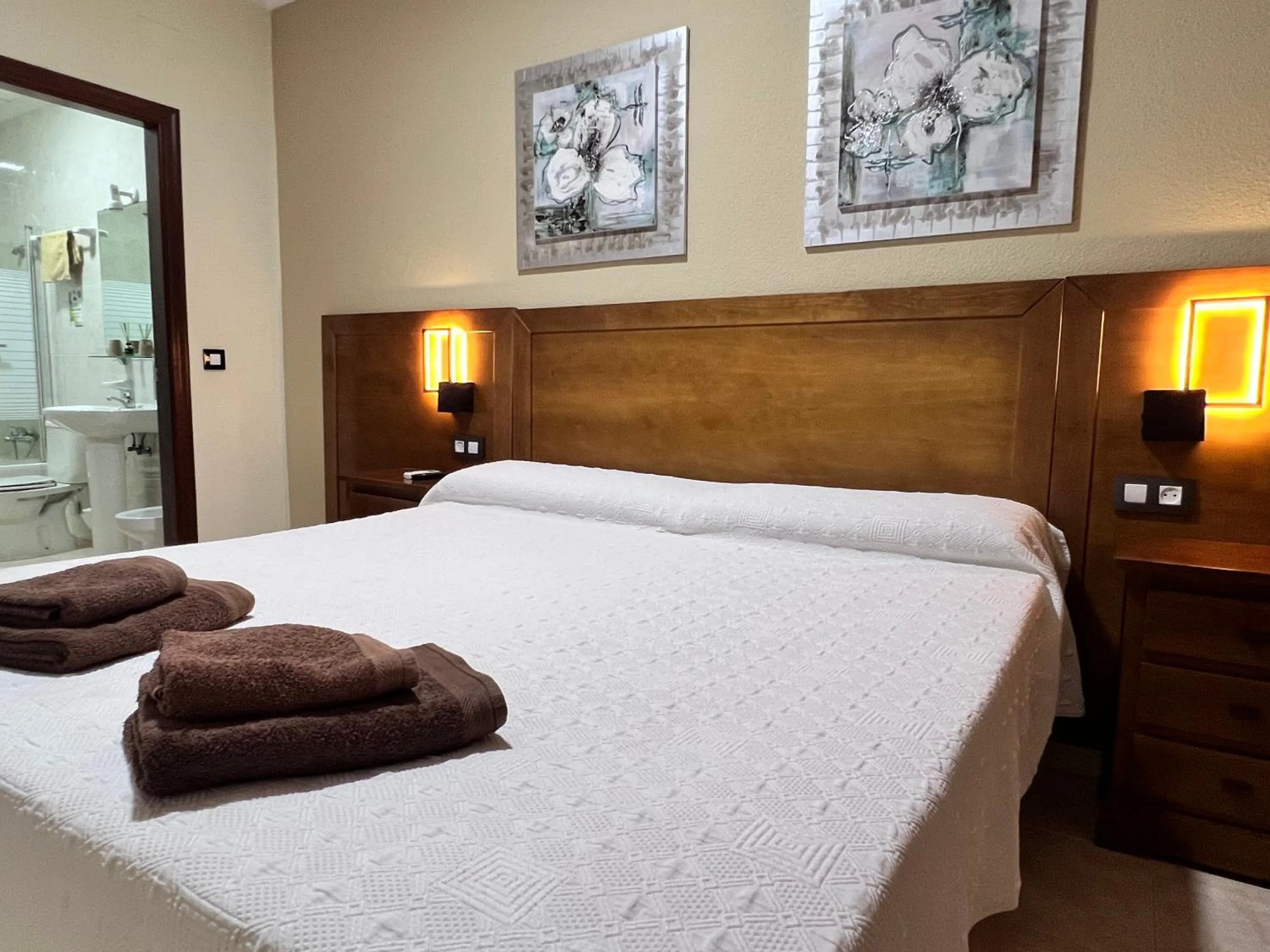 Bed in Hotel Don Juan