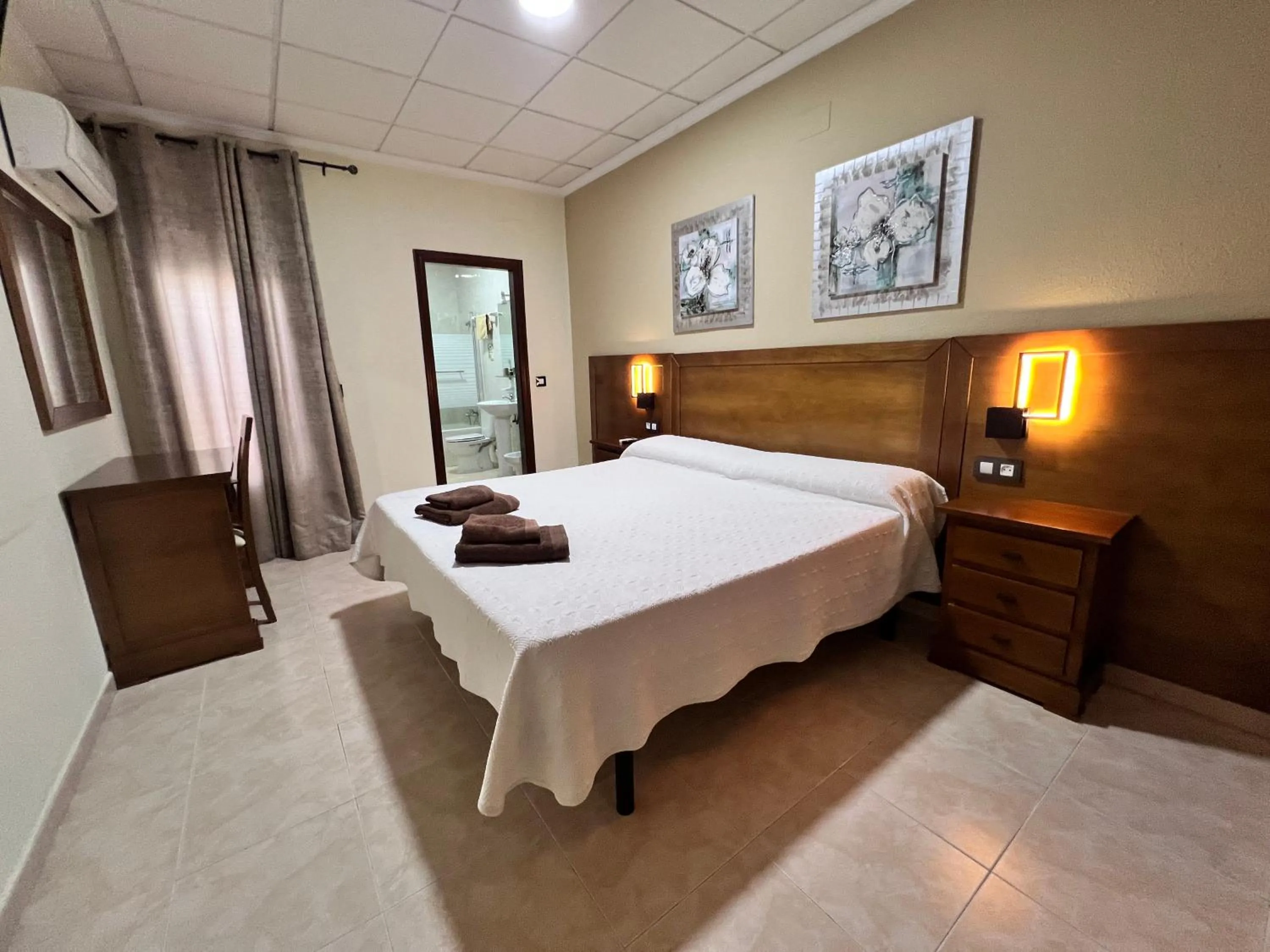 Photo of the whole room, Bed in Hotel Don Juan