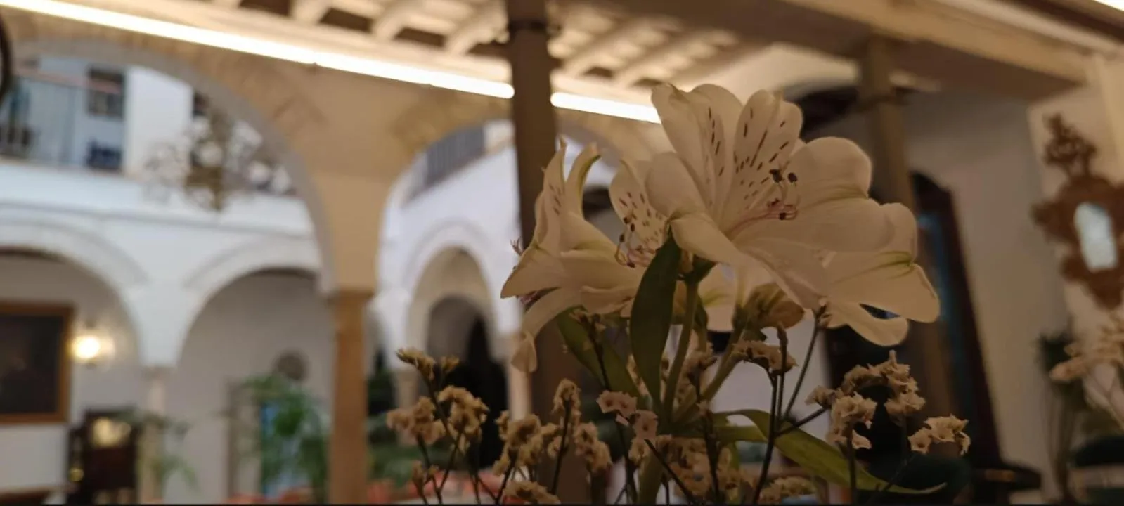 Restaurant/places to eat in Hotel Convento La Gloria