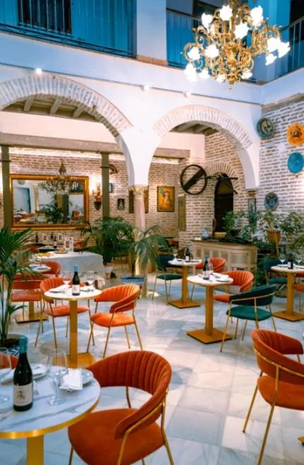 Restaurant/places to eat in Hotel Convento La Gloria