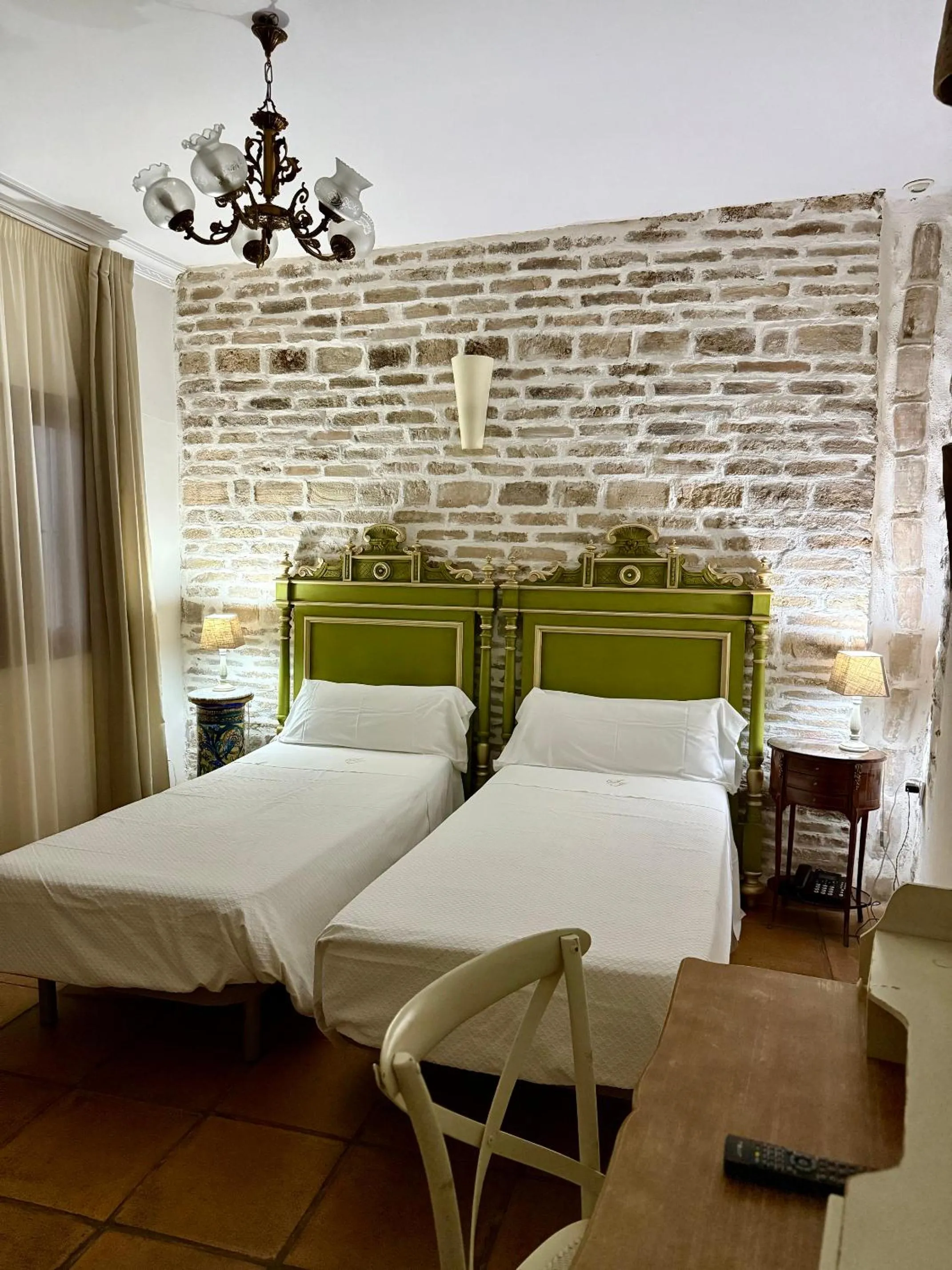 Photo of the whole room, Bed in Hotel Convento La Gloria