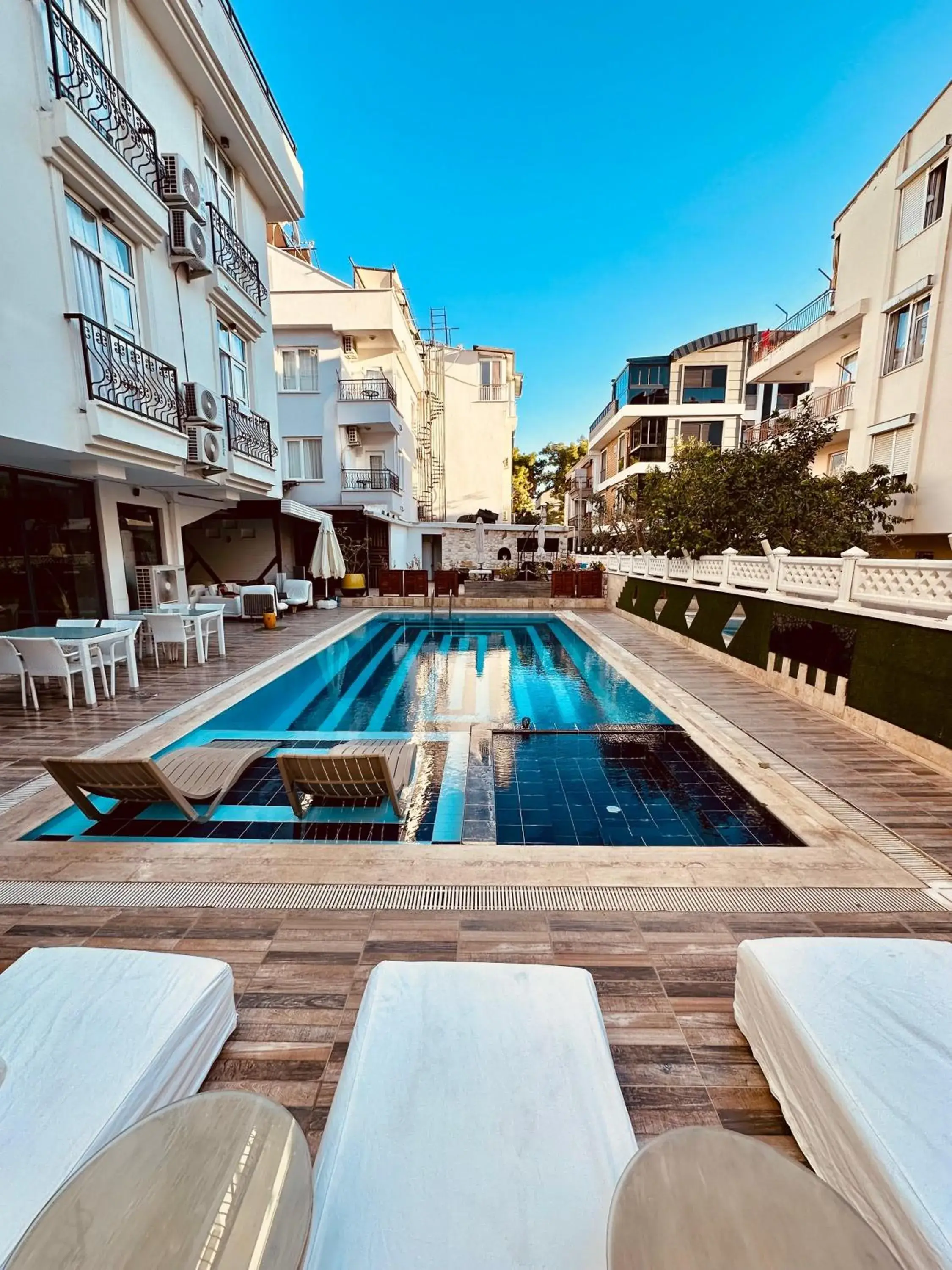 Swimming pool in NFK The House Hotel Swimming pool in NFK The House Hotel