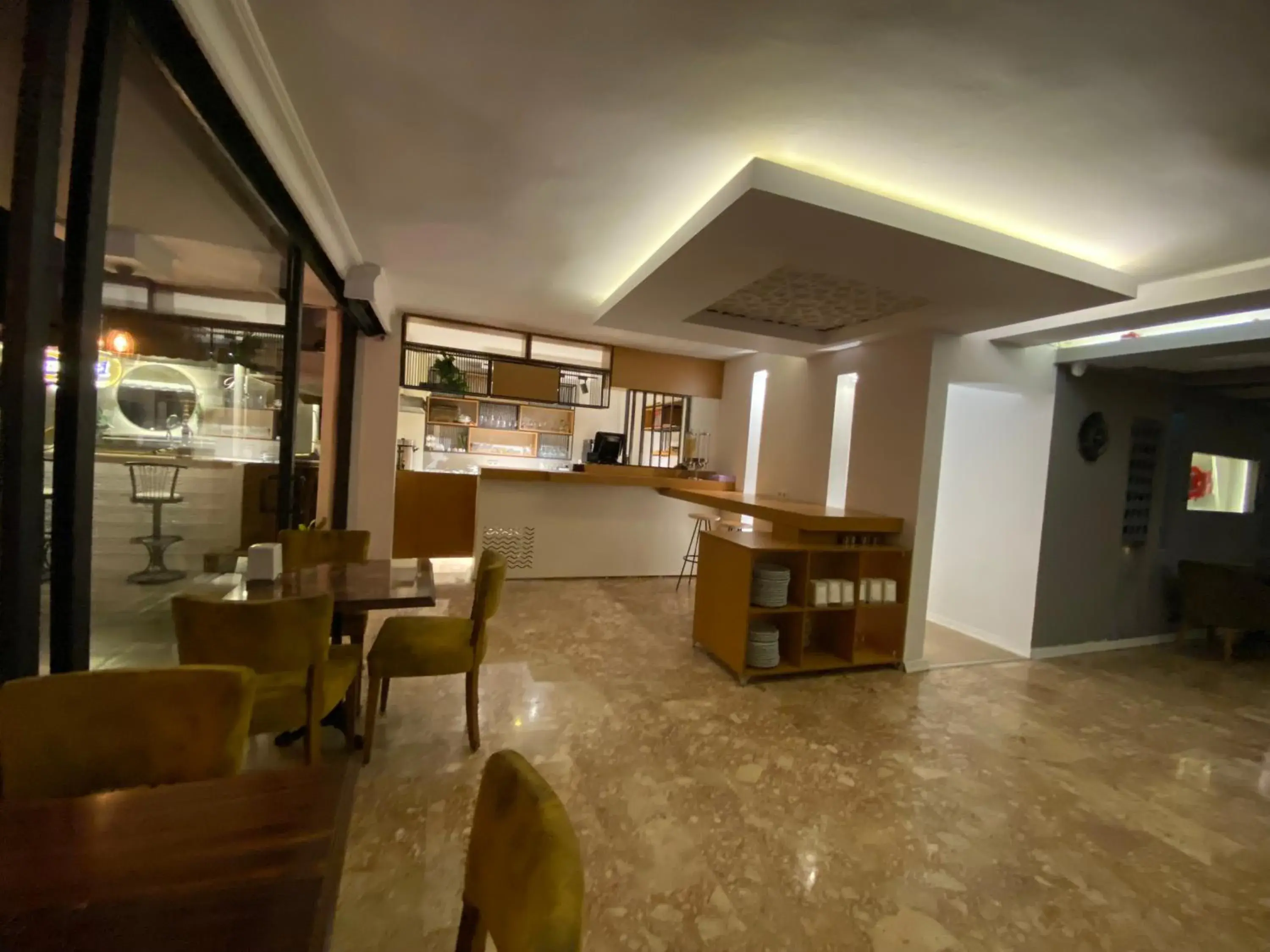 Restaurant/places to eat, Lobby/Reception in NFK The House Hotel