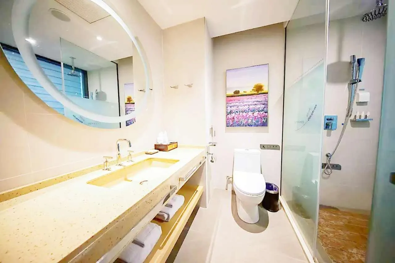 Lavande Hotel Taixing Jiangping Road