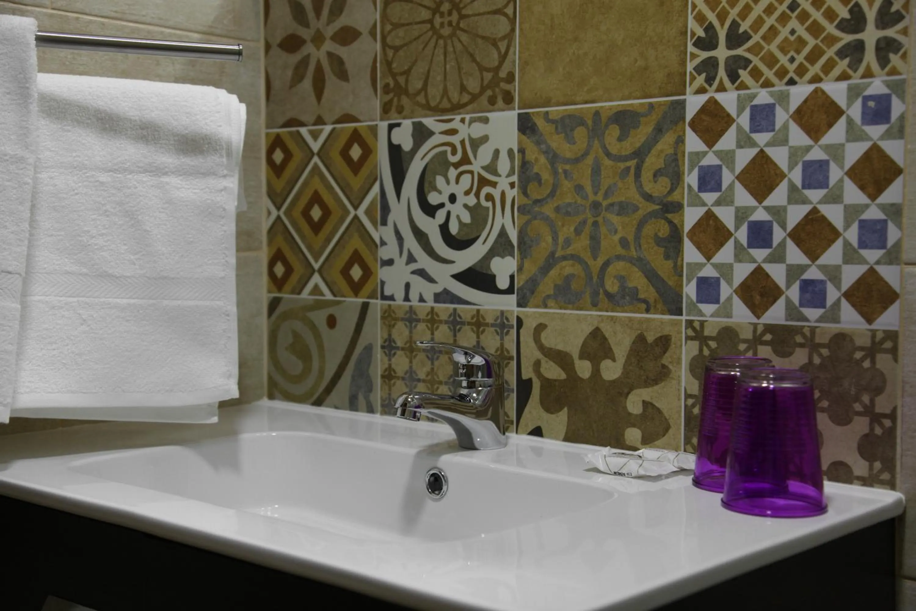 Shower in Happy House