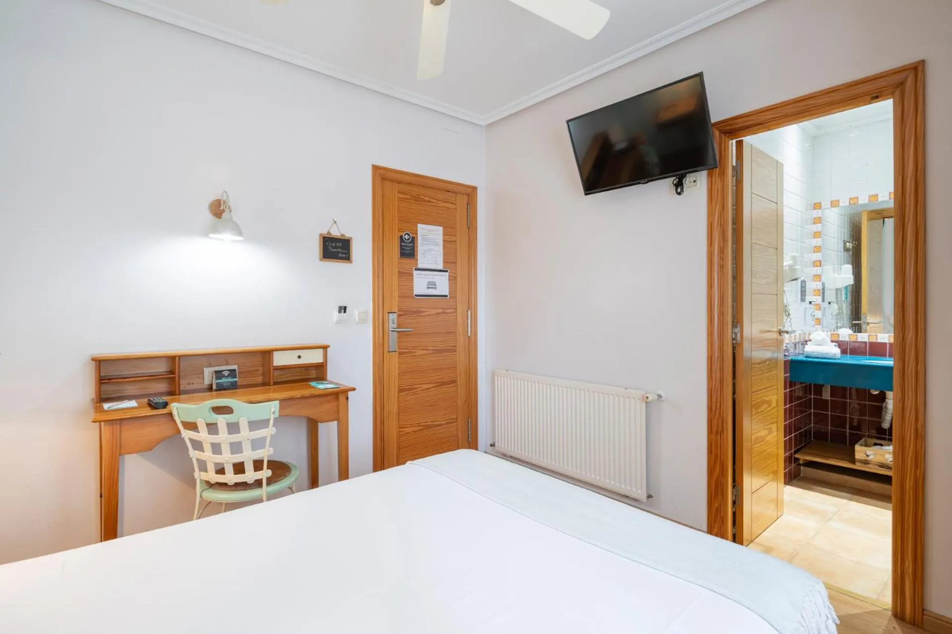 Bed in Hotel Alda Puerta Del Sol