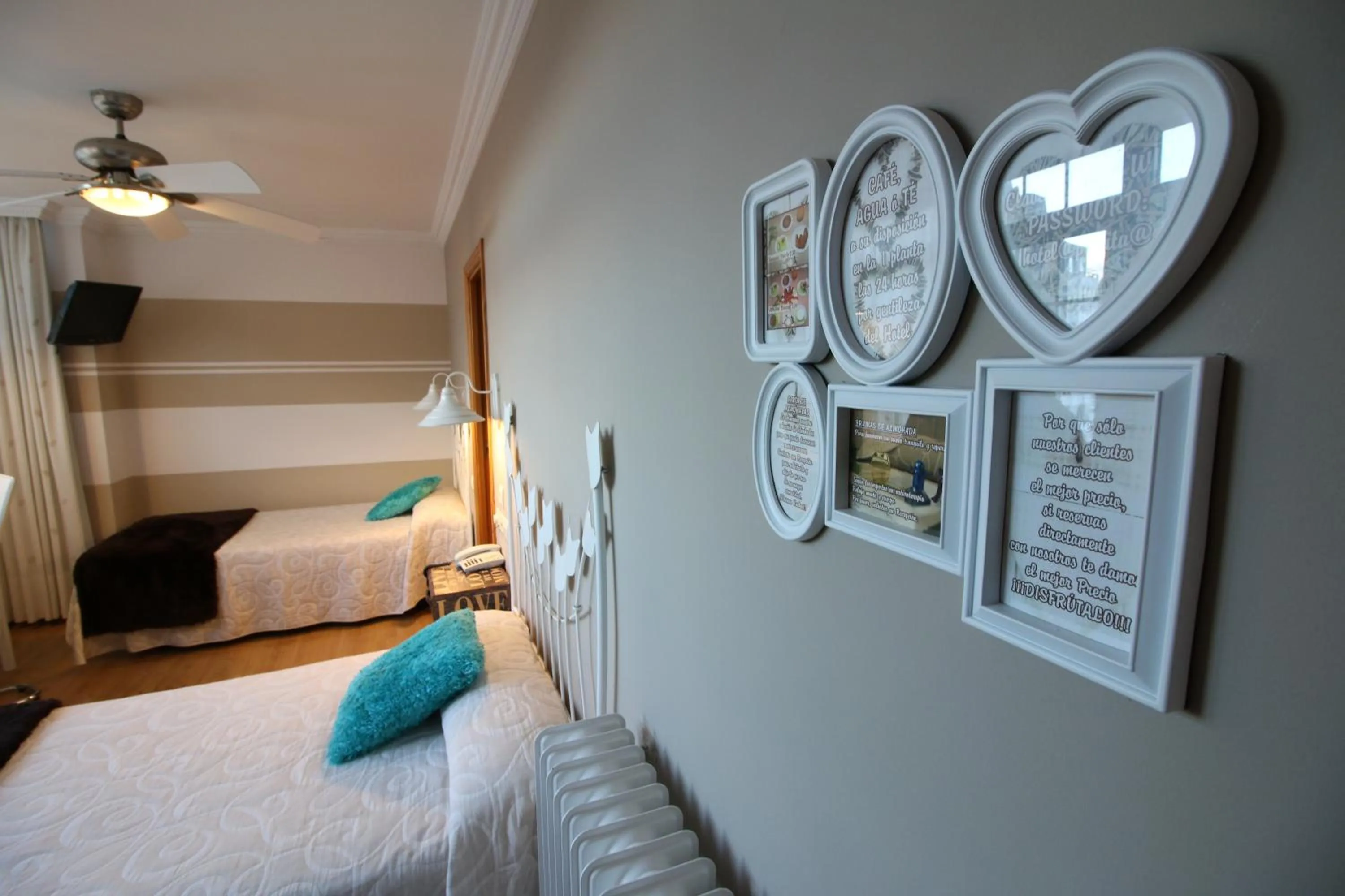 Bed in Hotel Alda Puerta Del Sol