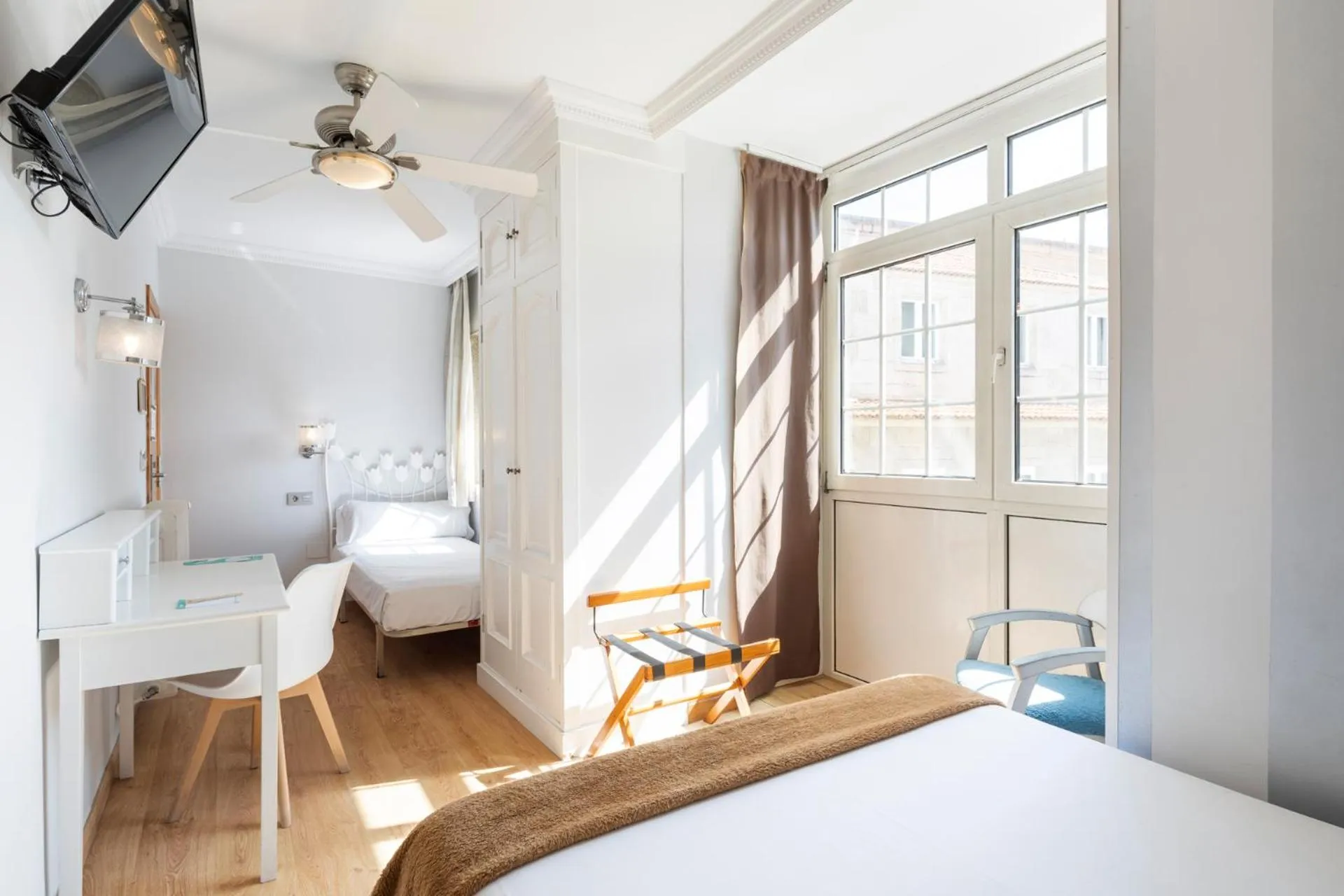 Bed in Hotel Alda Puerta Del Sol