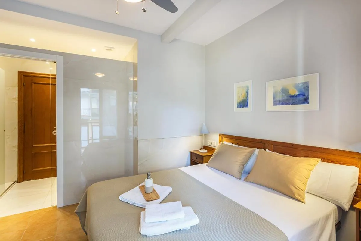 Bedroom, Bed in Pensión Zarauz Playa