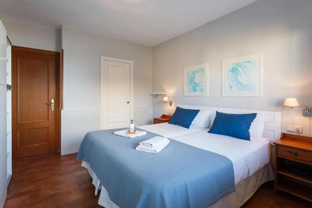 Bedroom, Bed in Pensión Zarauz Playa
