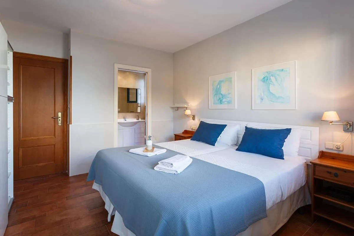 Bedroom, Bed in Pensión Zarauz Playa