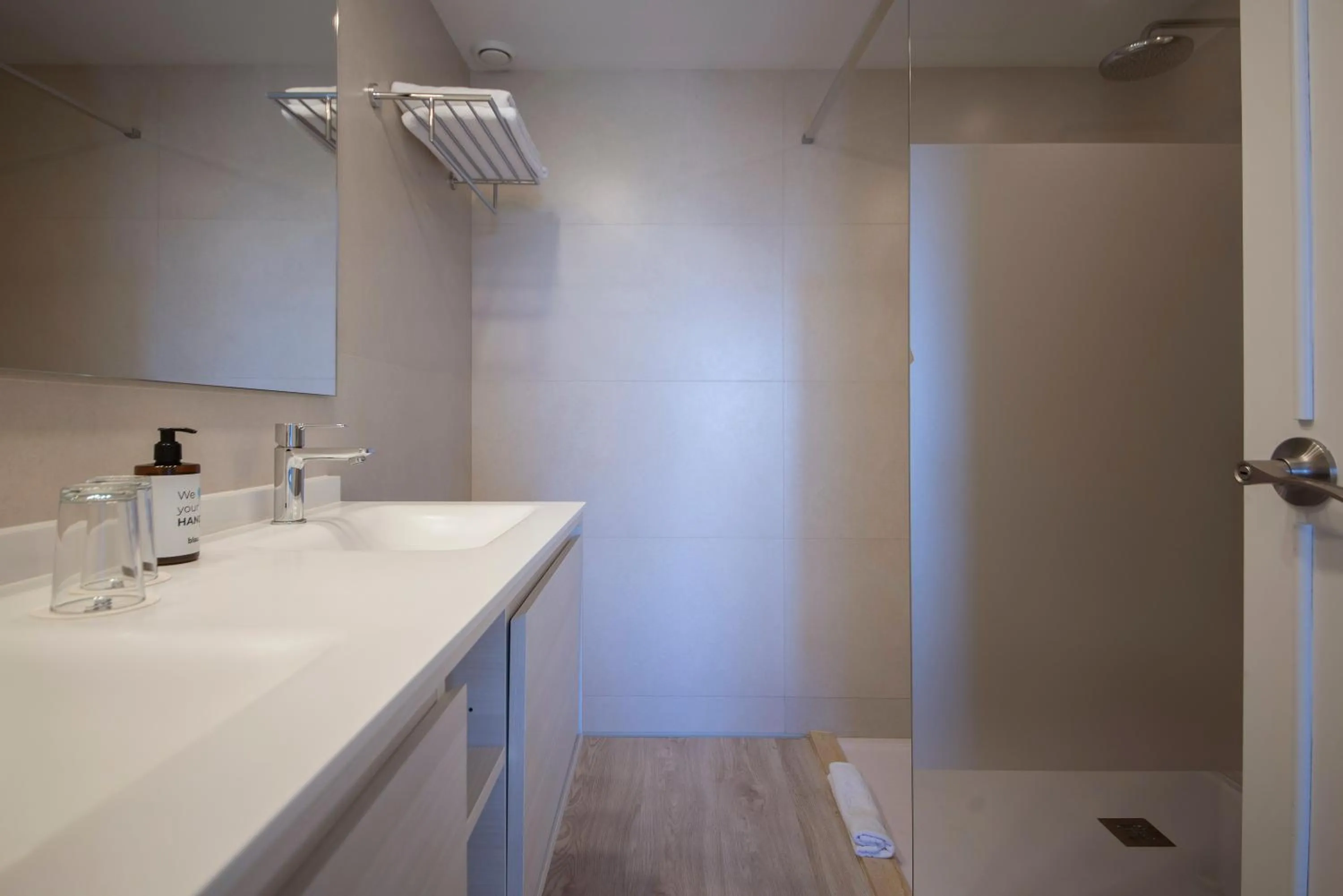 Bathroom in Blau Colònia Sant Jordi