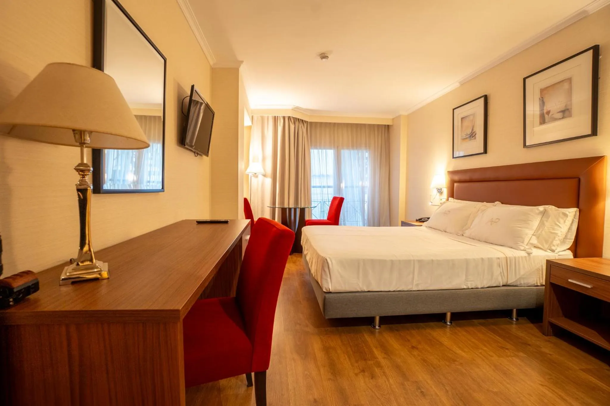 Photo of the whole room, Bed in Aparto-Hotel Rosales