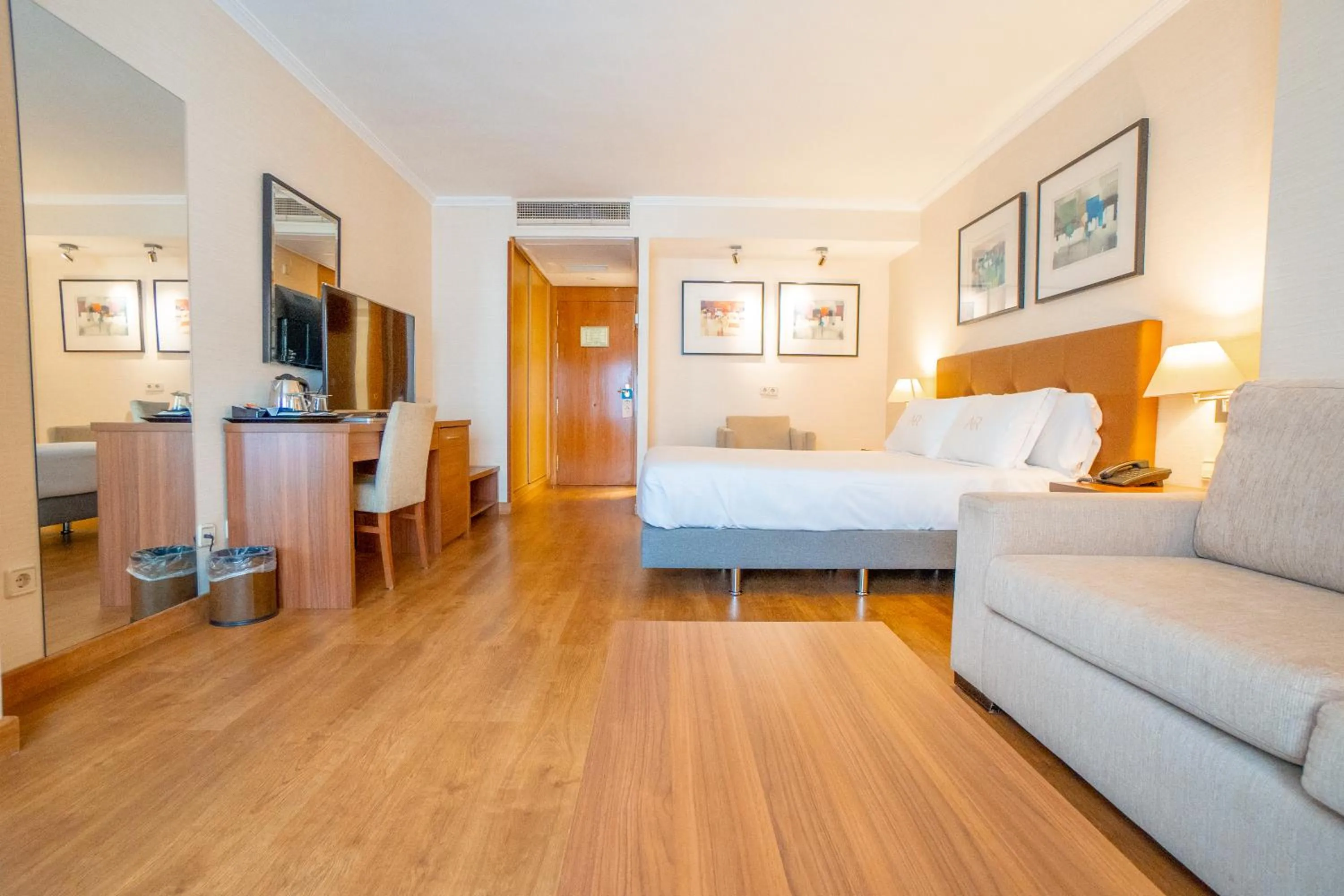 Bed in Aparto-Hotel Rosales