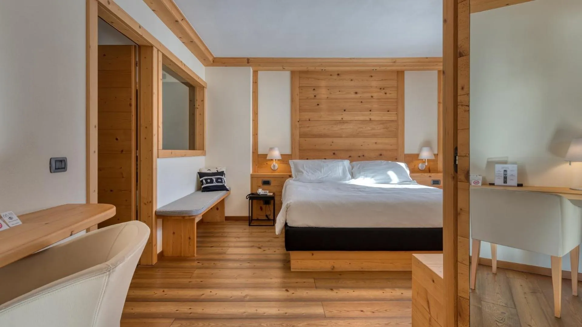 Photo of the whole room, Bed in Maribel Hotel