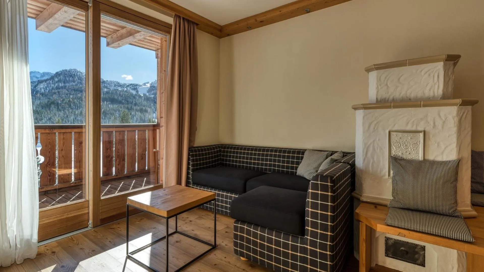 Living room in Maribel Hotel