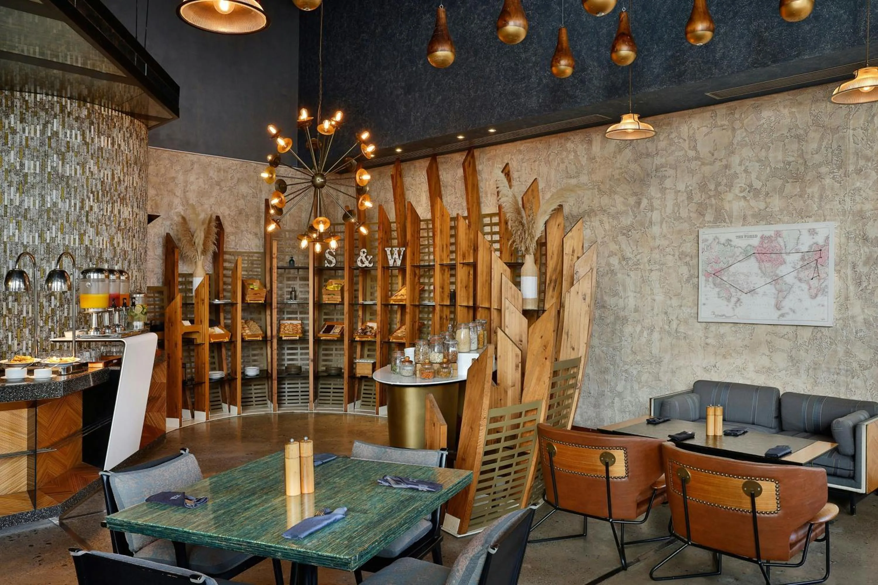 Restaurant/places to eat in Marriott Executive Apartments Dubai Creek