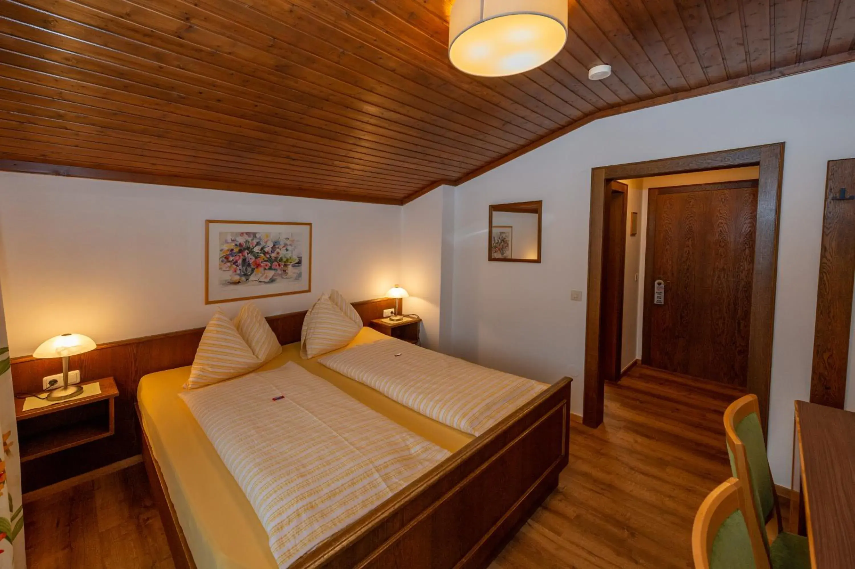 Comfort Double Room with Balcony in Gästehaus Haffner Comfort Double Room with Balcony in Gästehaus Haffner