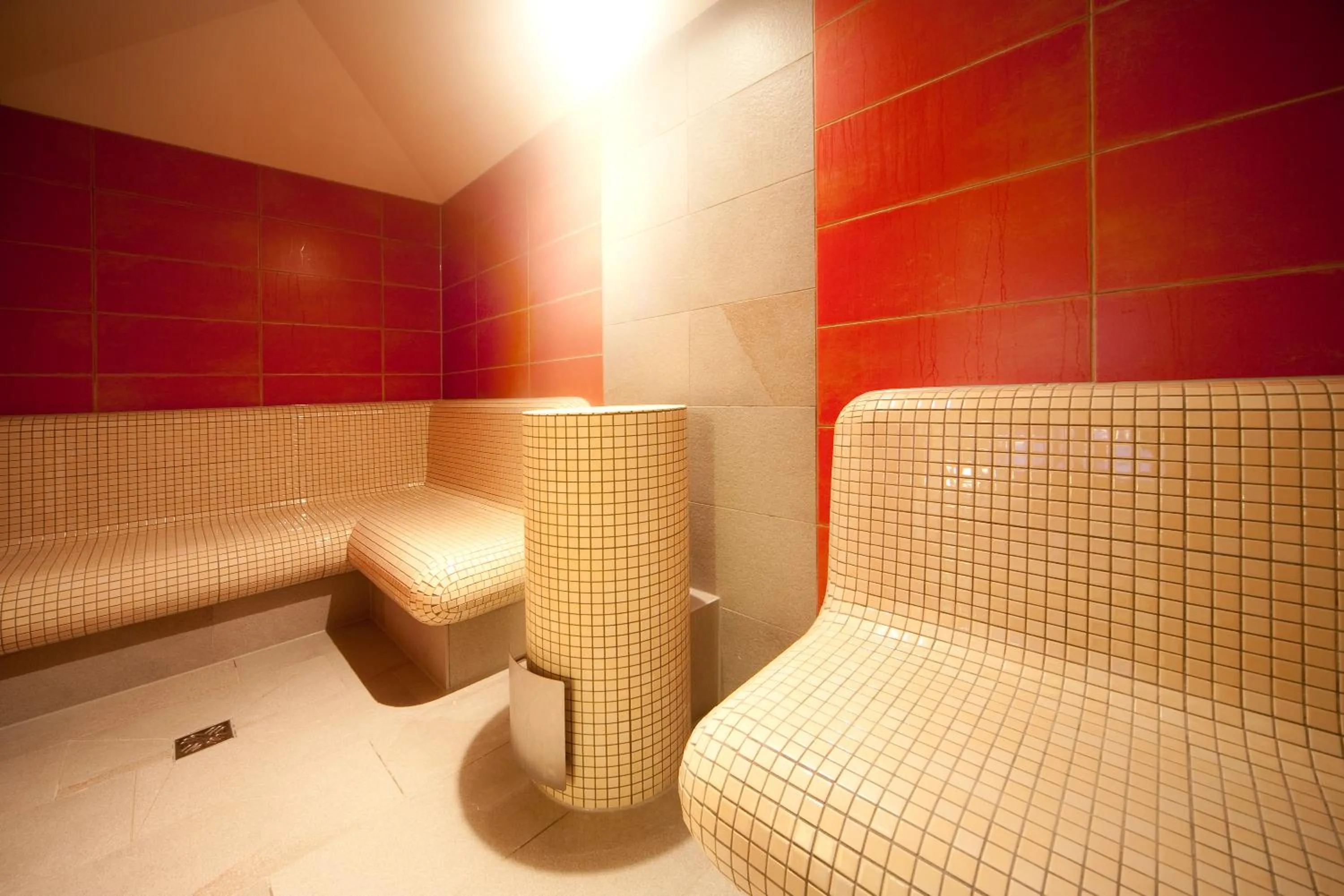 Spa and wellness centre/facilities in JUFA Hotel Montafon