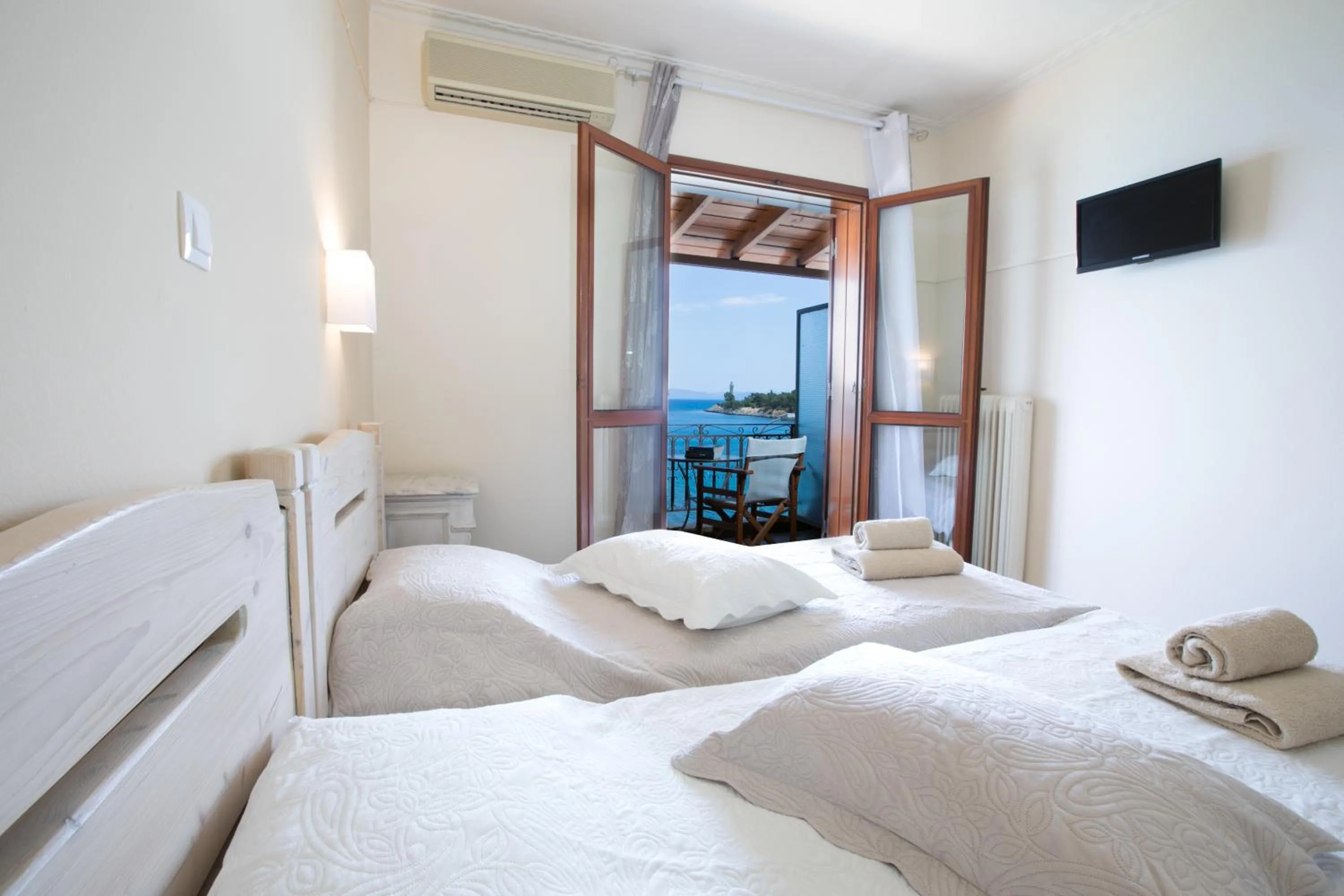 Bed in SAGA Pension