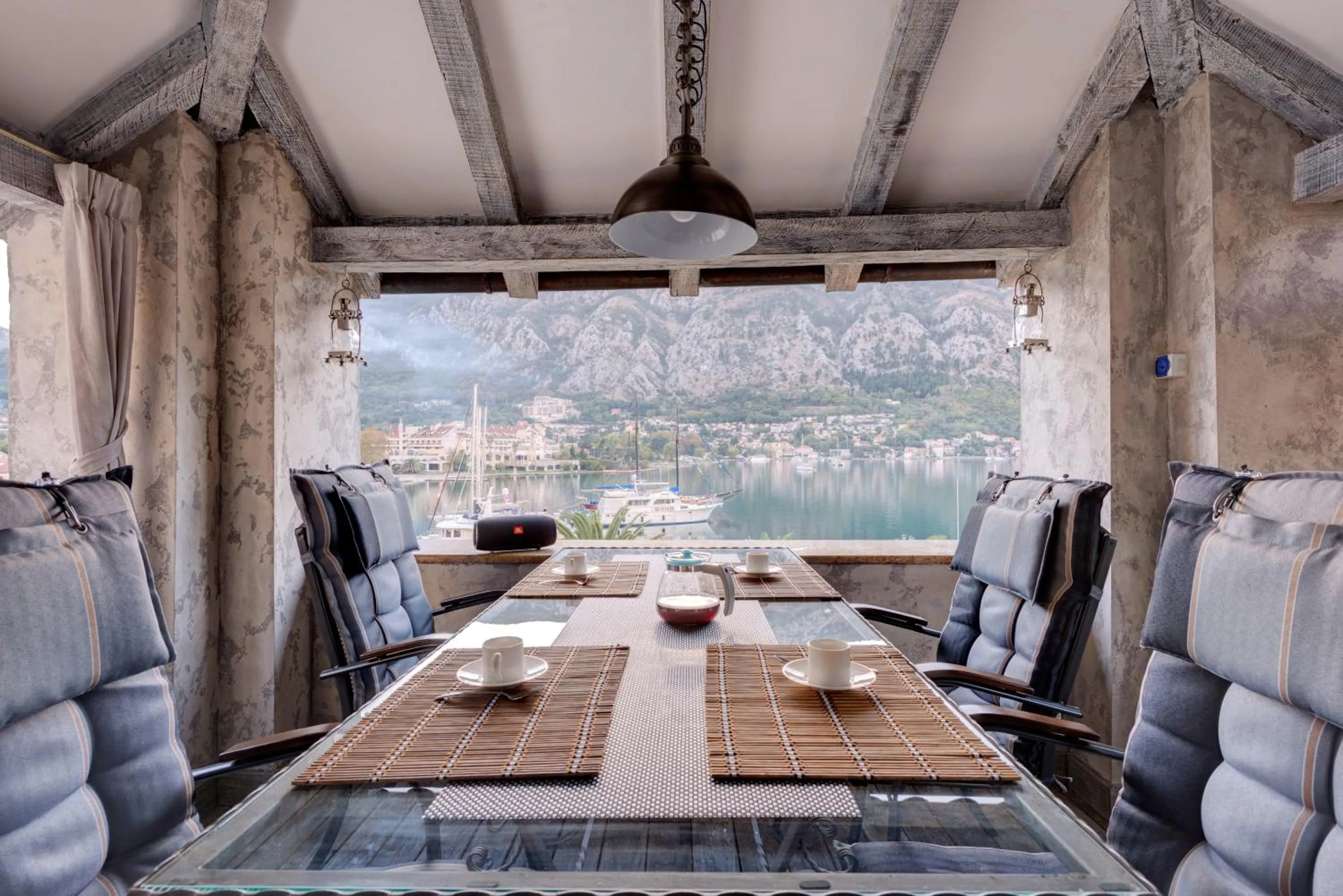 Kotor old town Palace Bucha