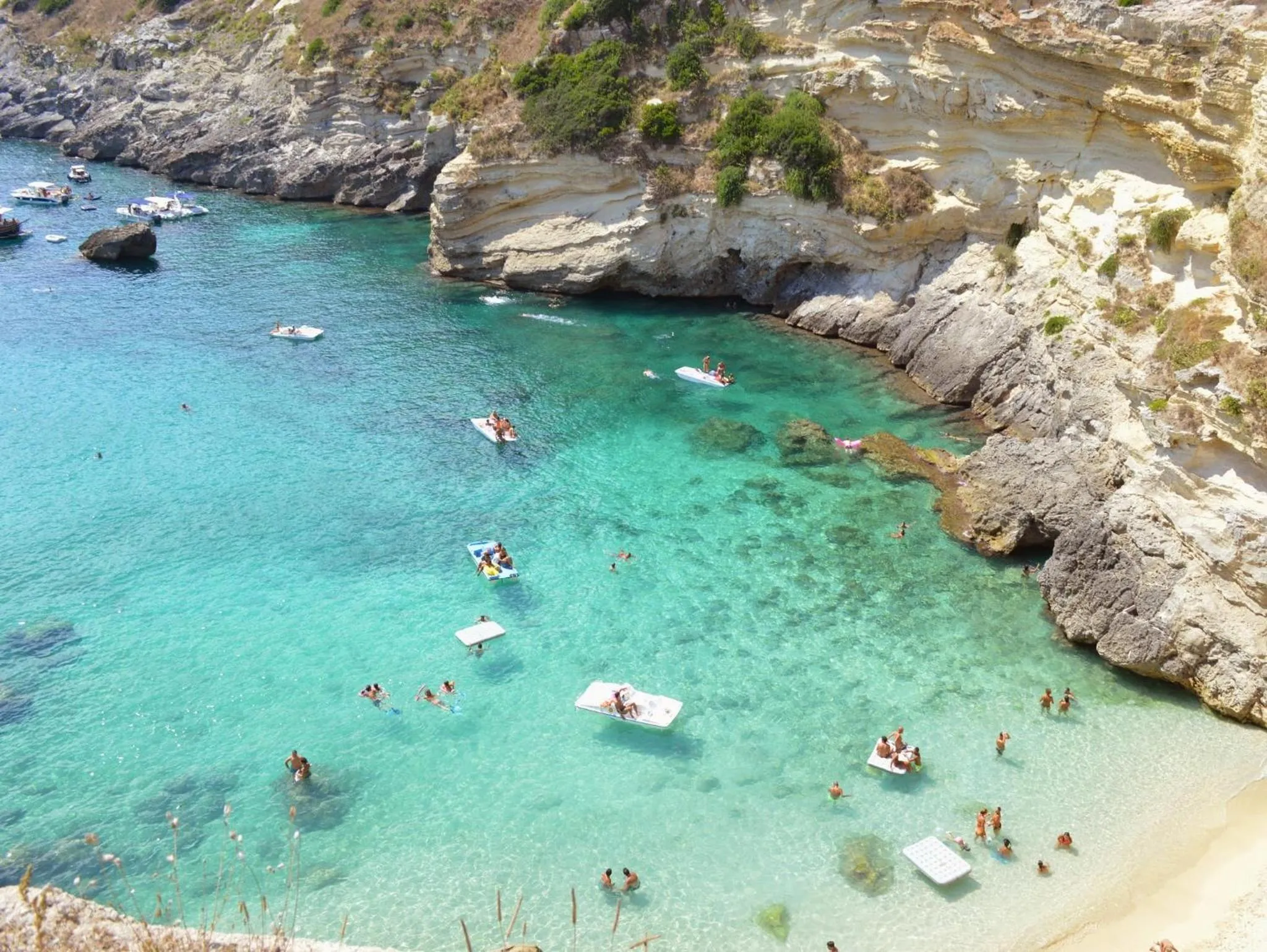 Fishing in Est hotel