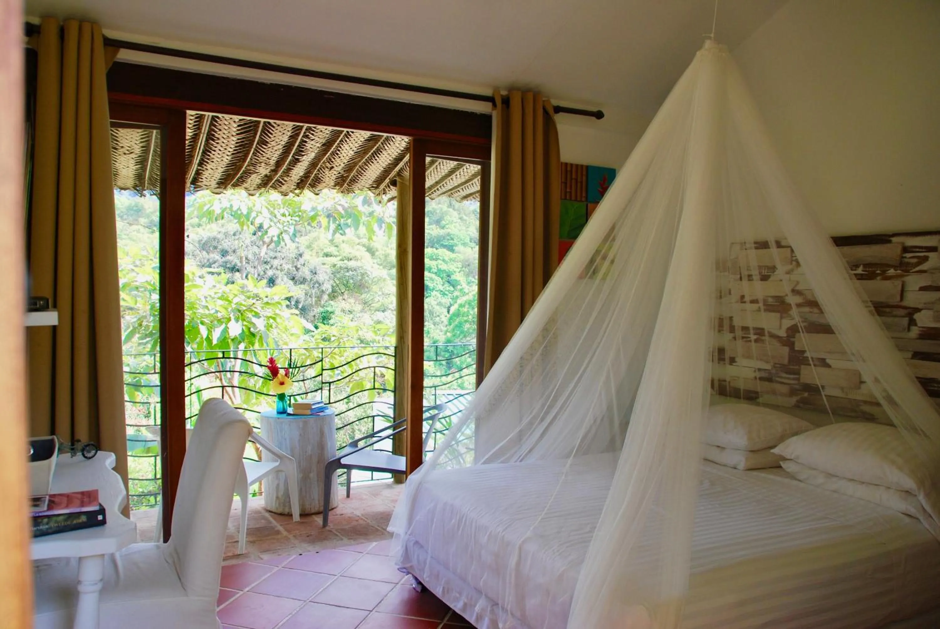 Bed in Sweet Harmony Hotel Boutique by Xarm Hotels