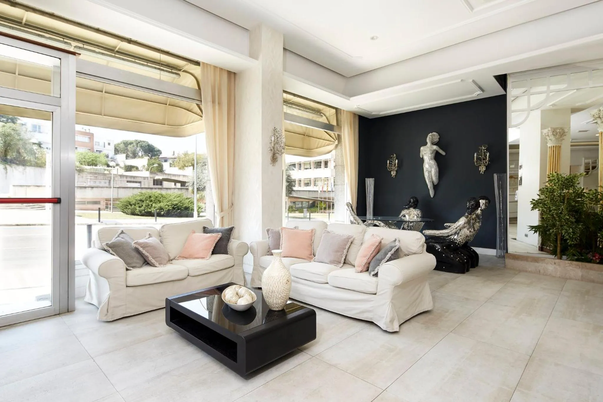 Decorative detail in Sercotel Hotel President