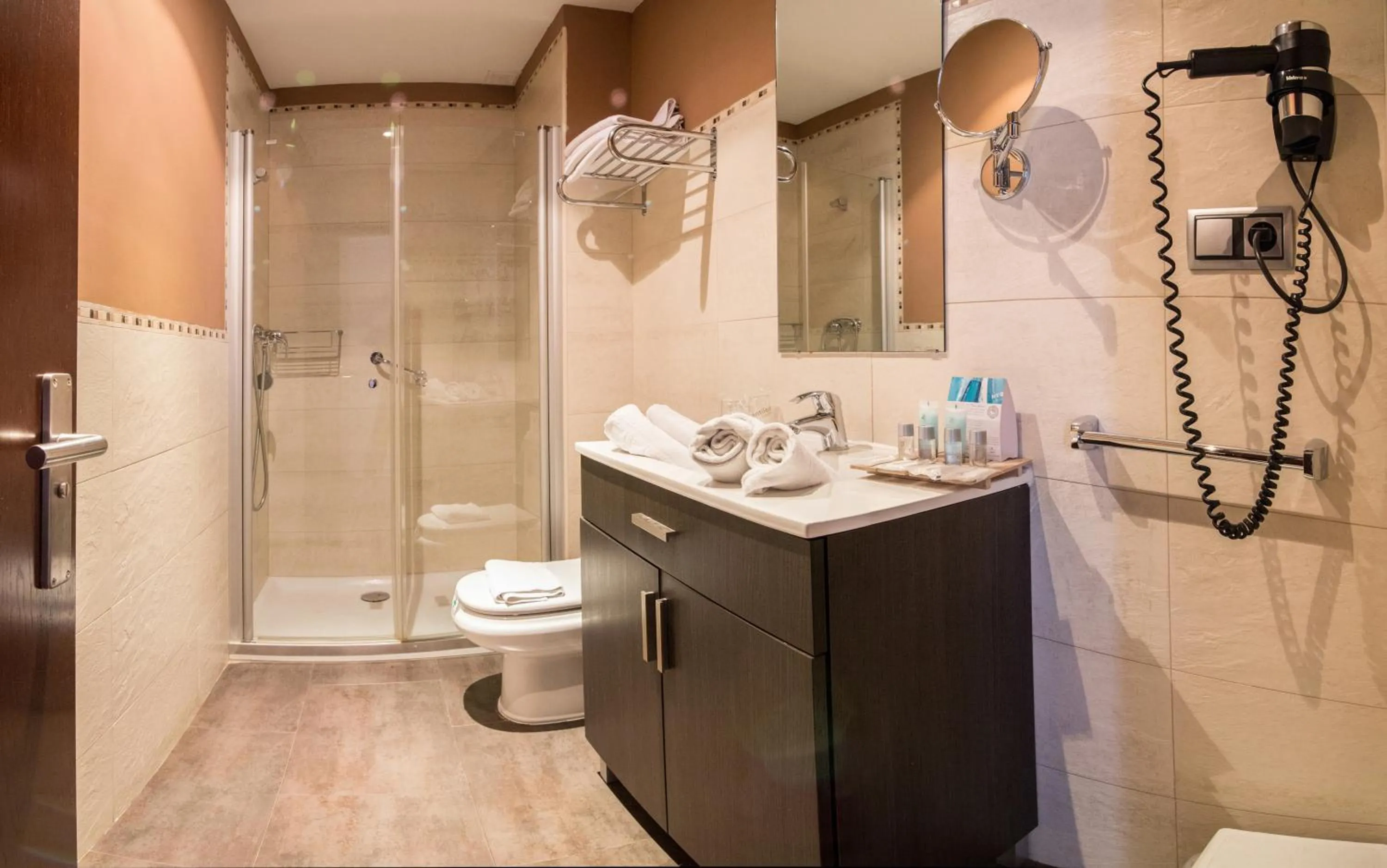 Bathroom in Alda Suite de los Reyes