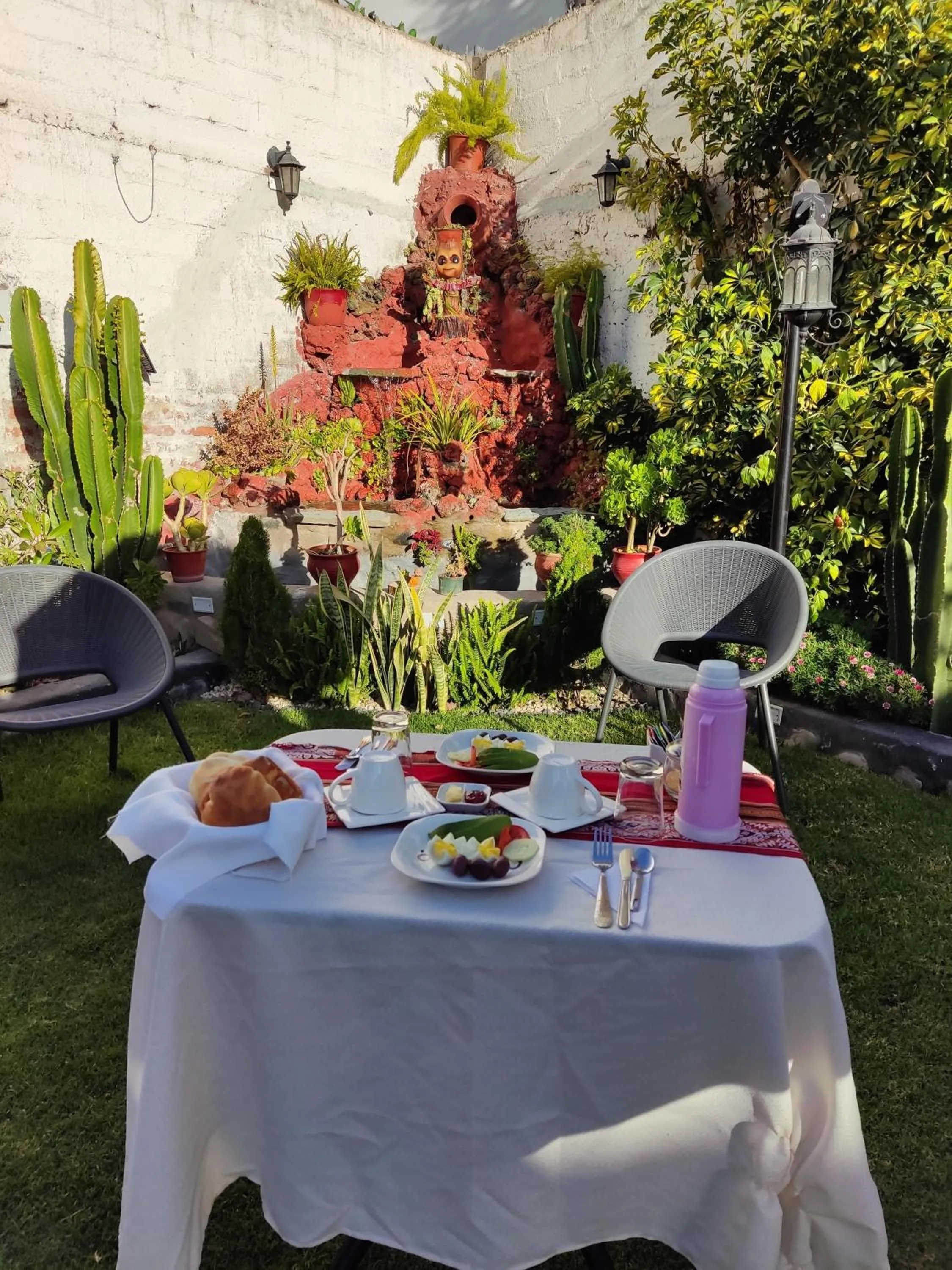 Breakfast in Casa Baraquel