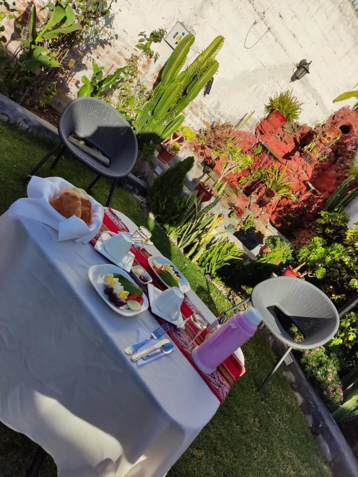 Breakfast in Casa Baraquel