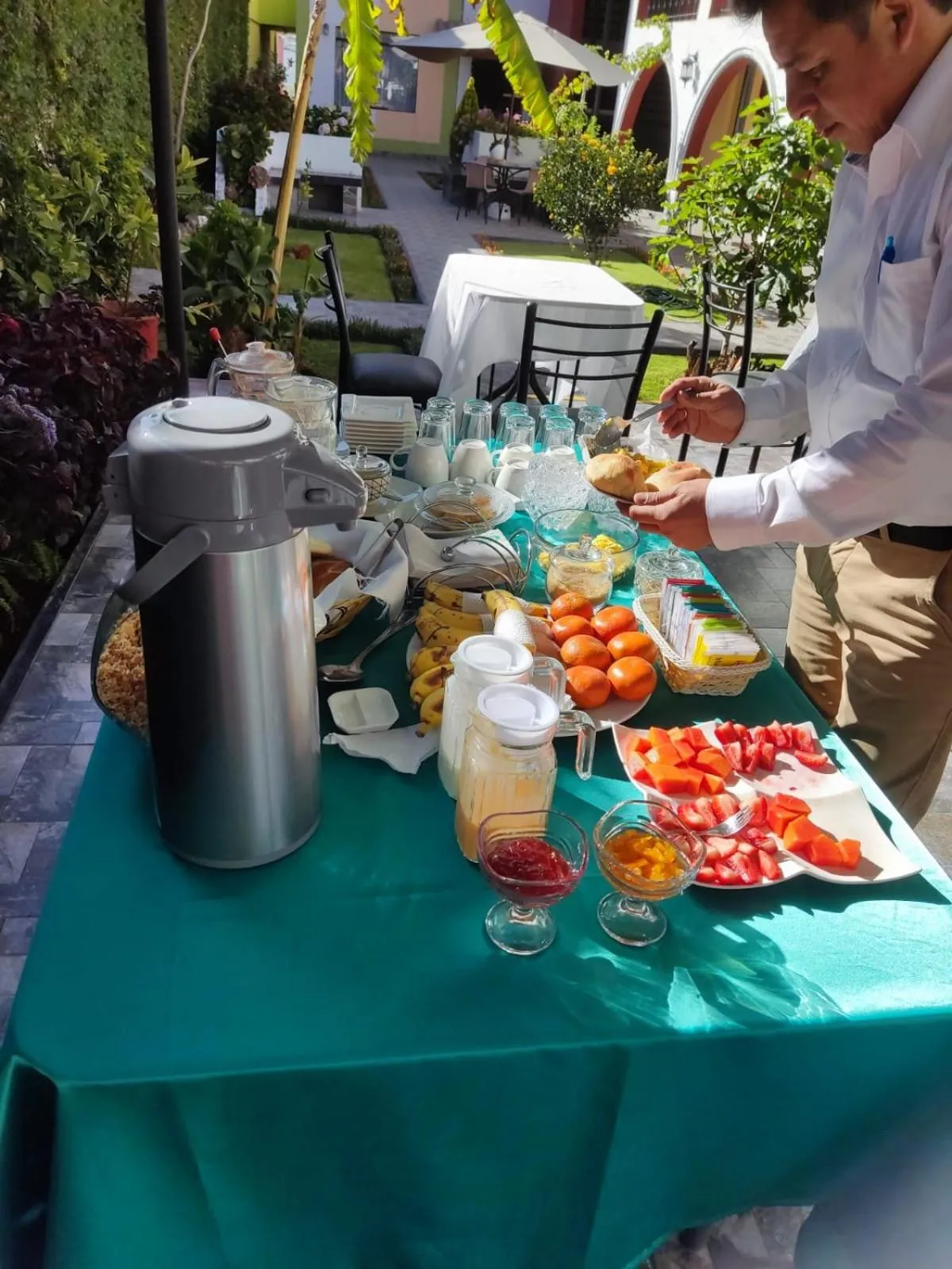 Breakfast in Casa Baraquel