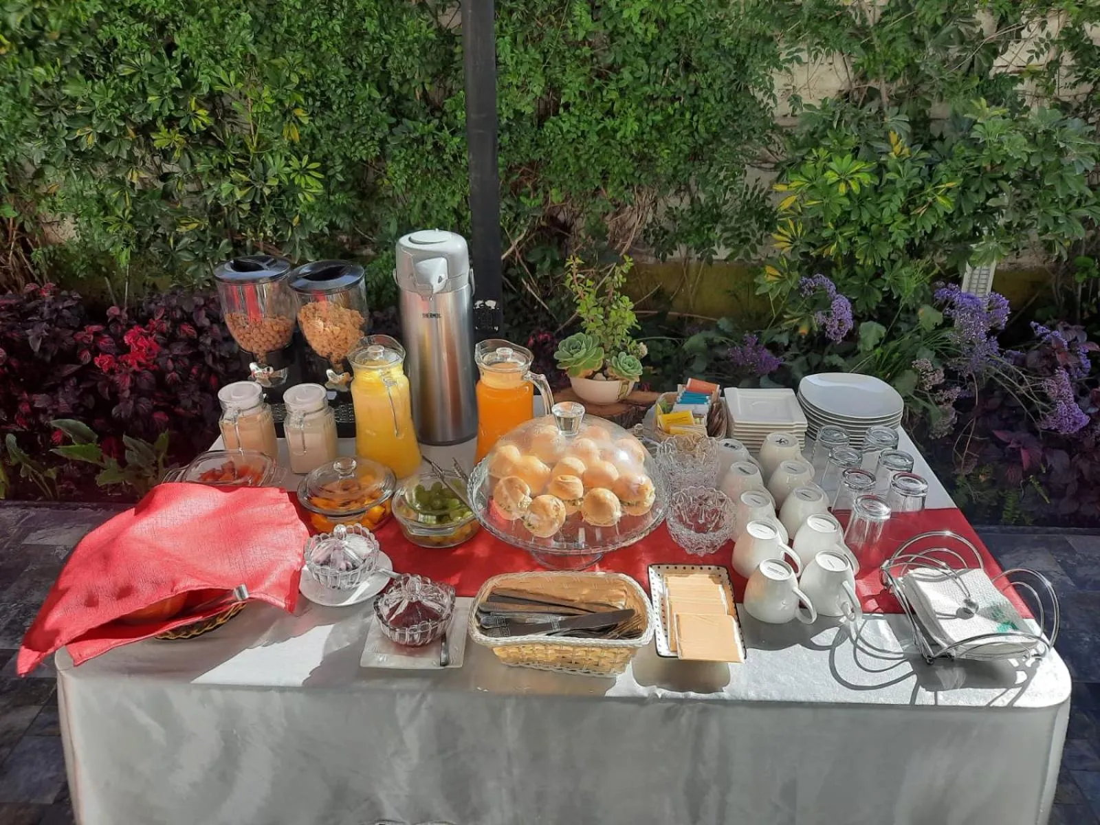 Breakfast in Casa Baraquel