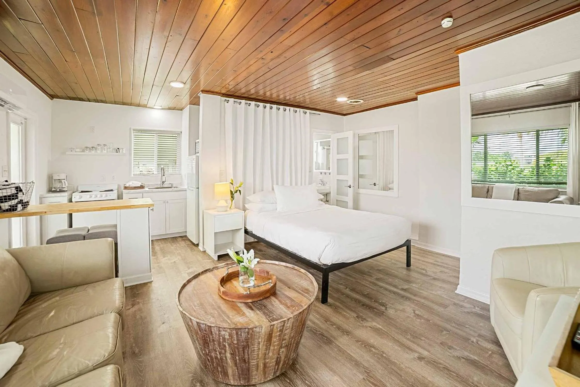 Bed in Casey Key Resort - Gulf Shores