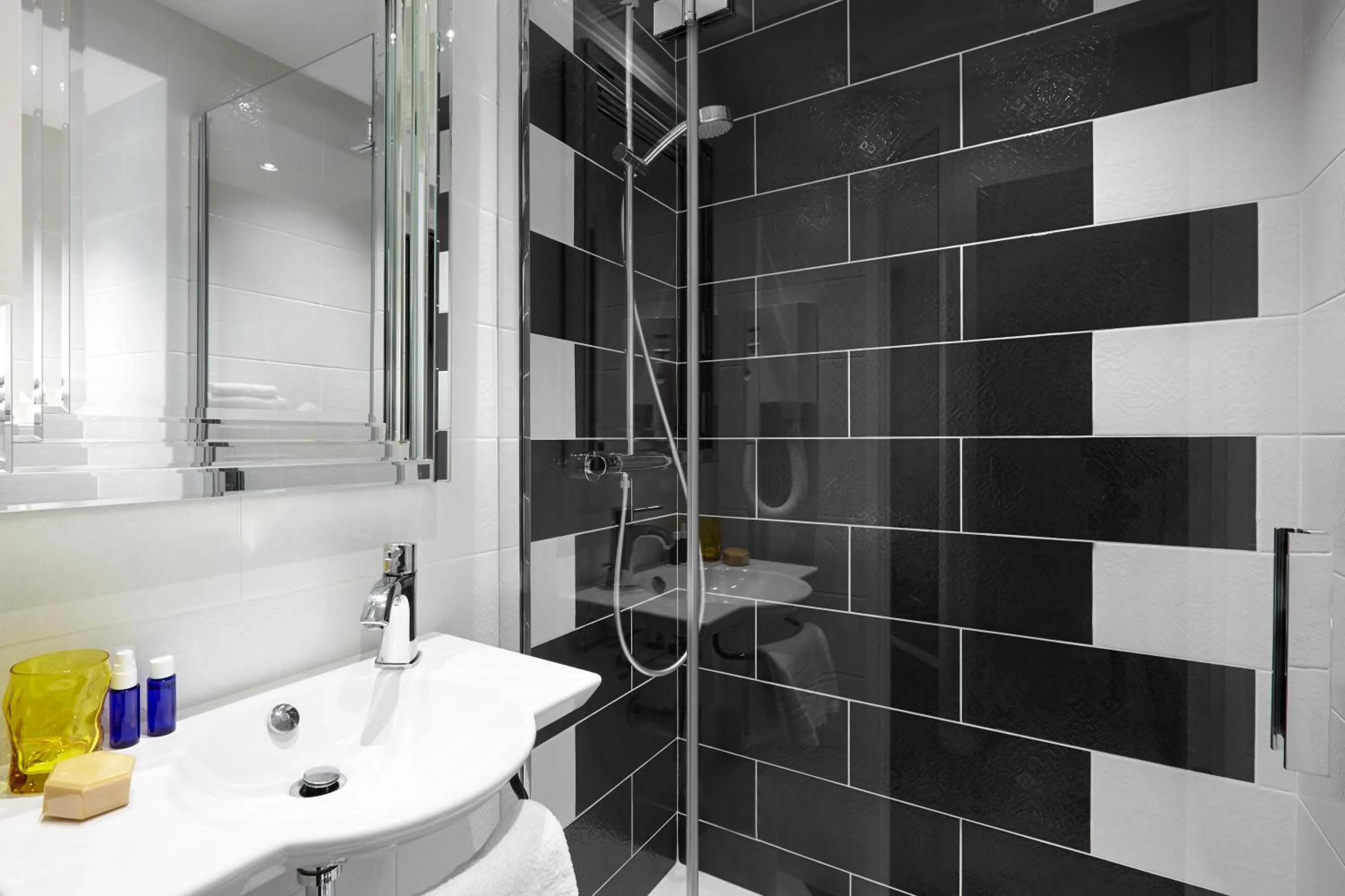 Bathroom in Hotel Miramar