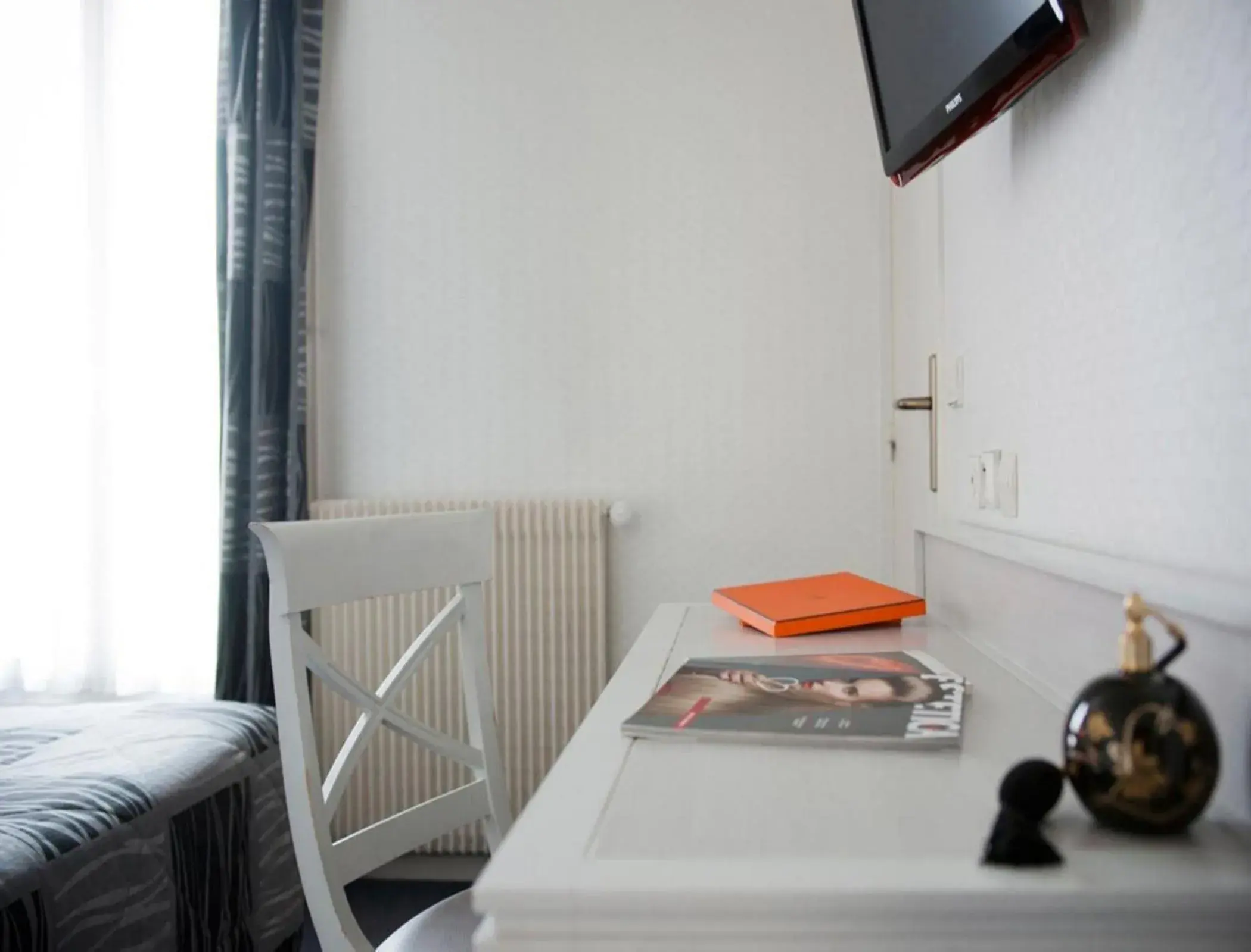 Seating area, Bed in Hotel Miramar Seating area, Bed in Hotel Miramar