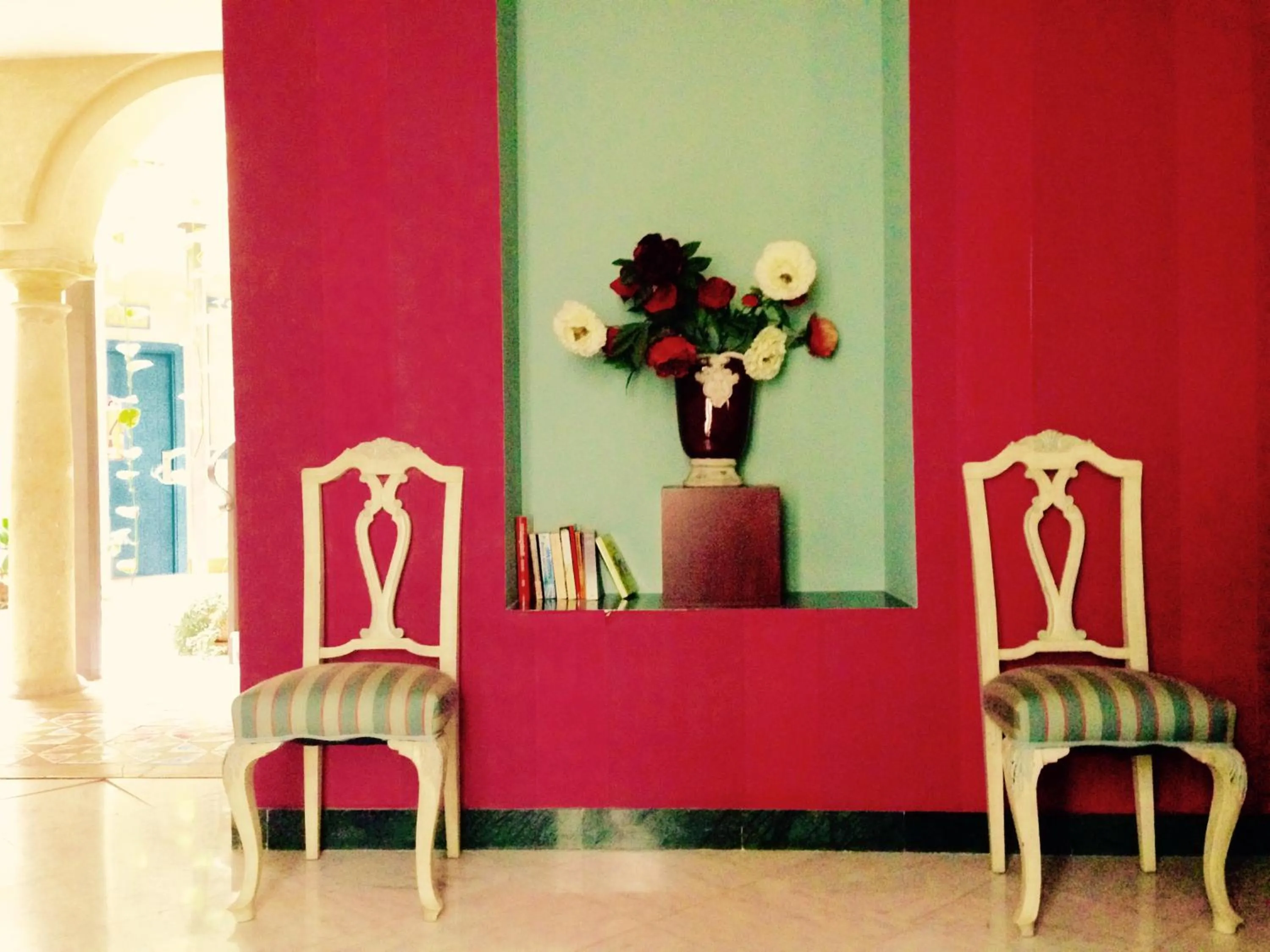 Library in Hotel Conde de Cárdenas