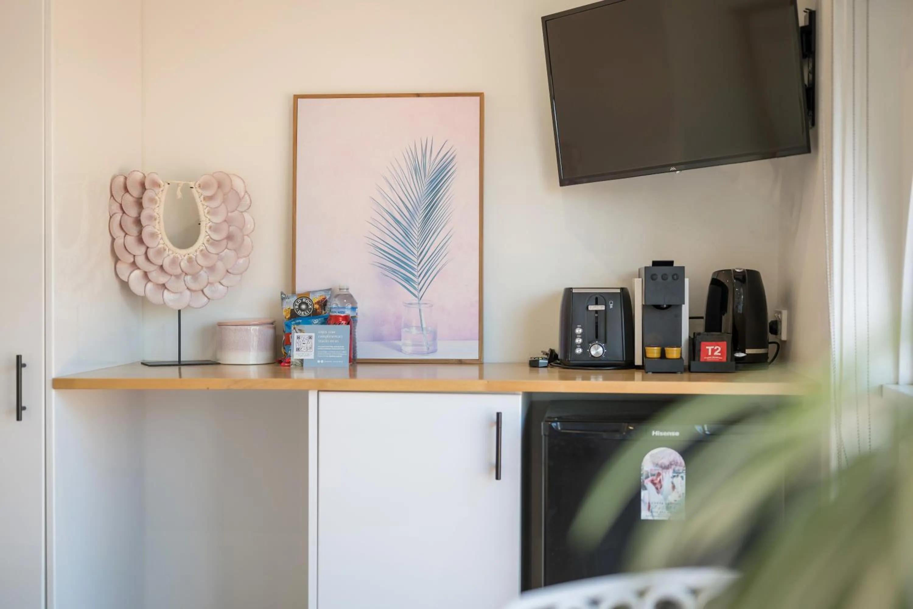 The Med Crescent Head