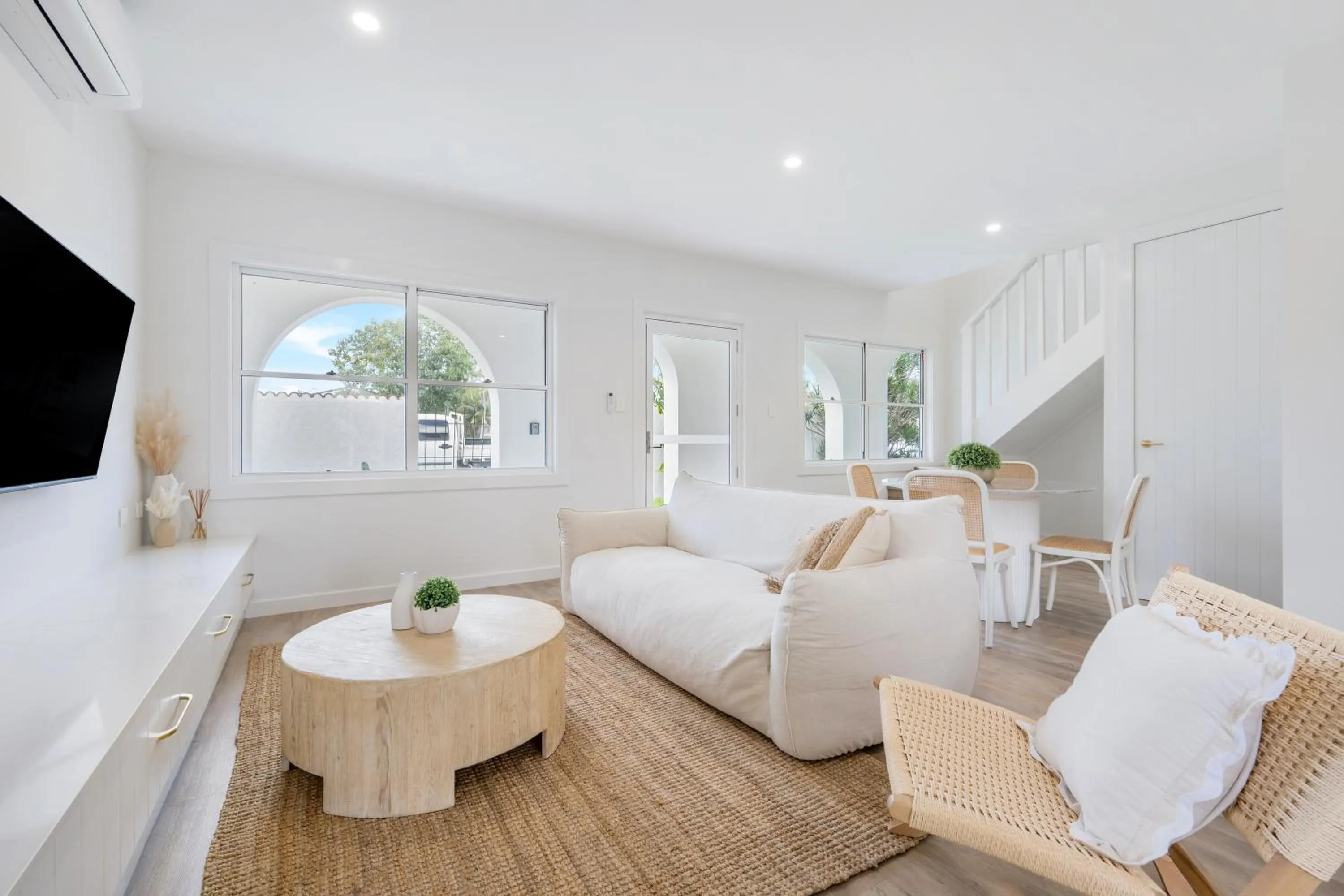 The Med Crescent Head