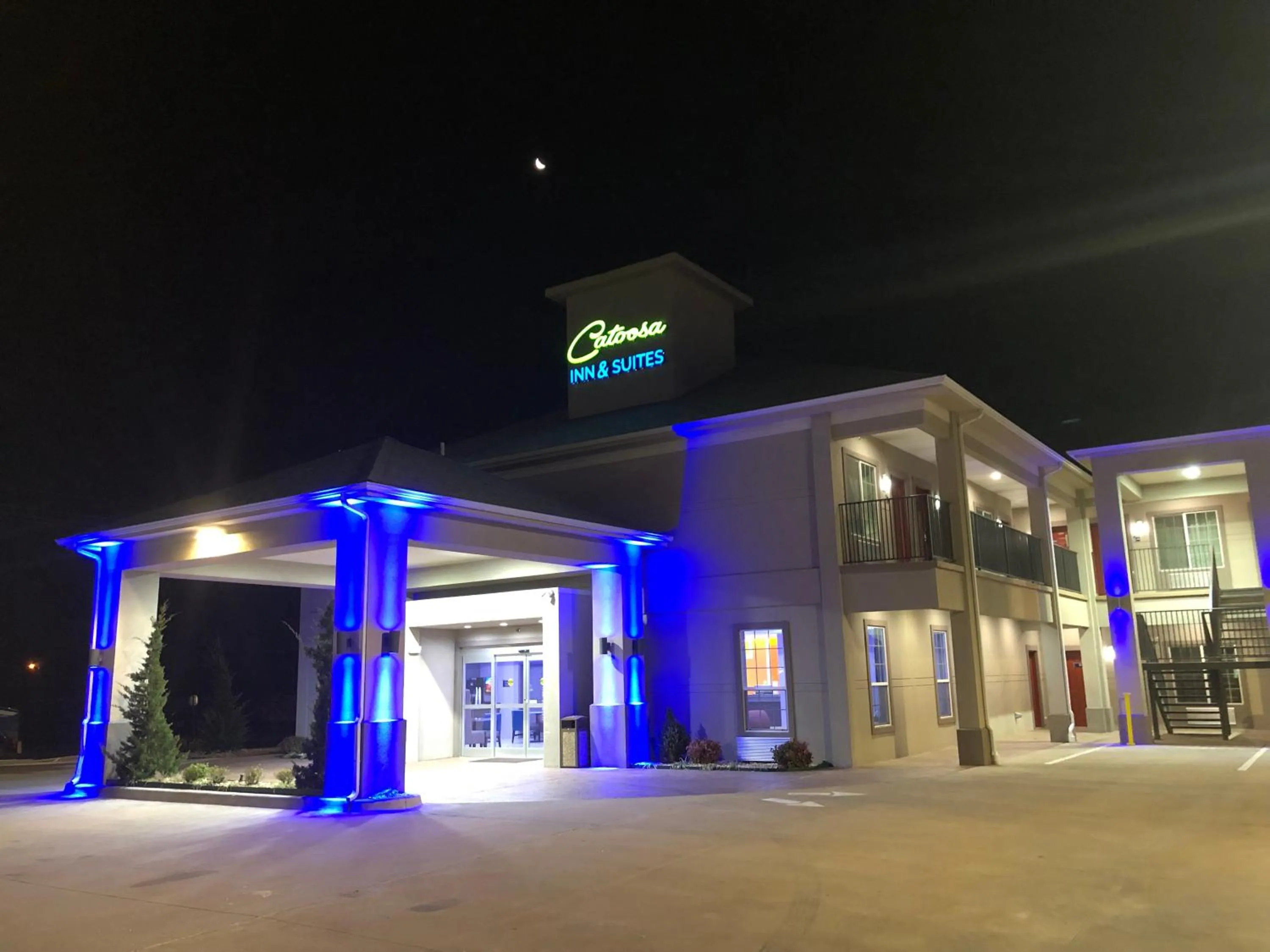 Catoosa Inn & Suites