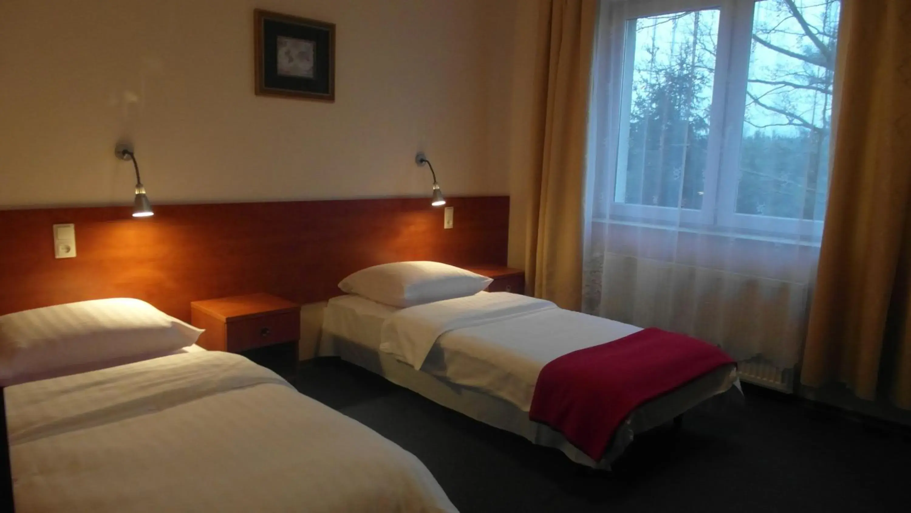 Twin Room - single occupancy in Hotel Julianów Twin Room - single occupancy in Hotel Julianów