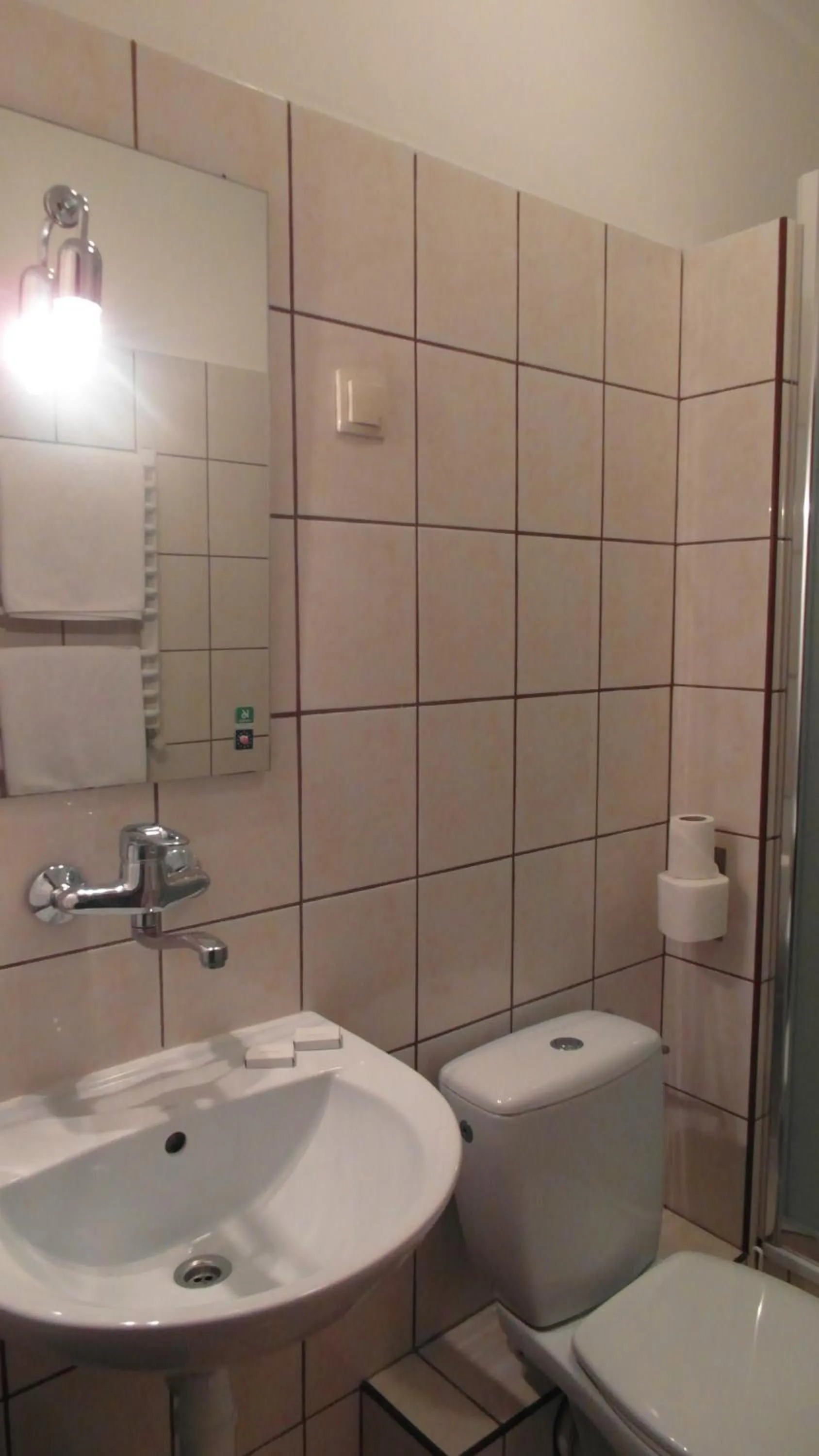 Bathroom in Hotel Julianów